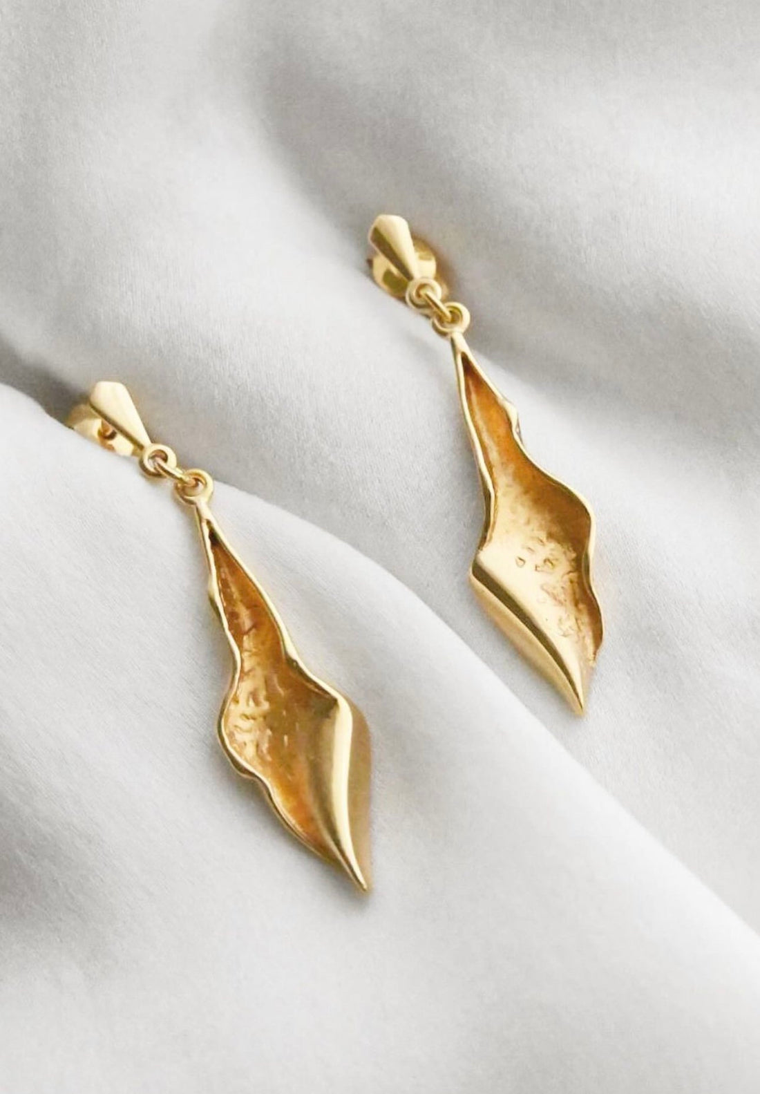 Gorg Substantial Earrings Vintage 18K Gold Sweden