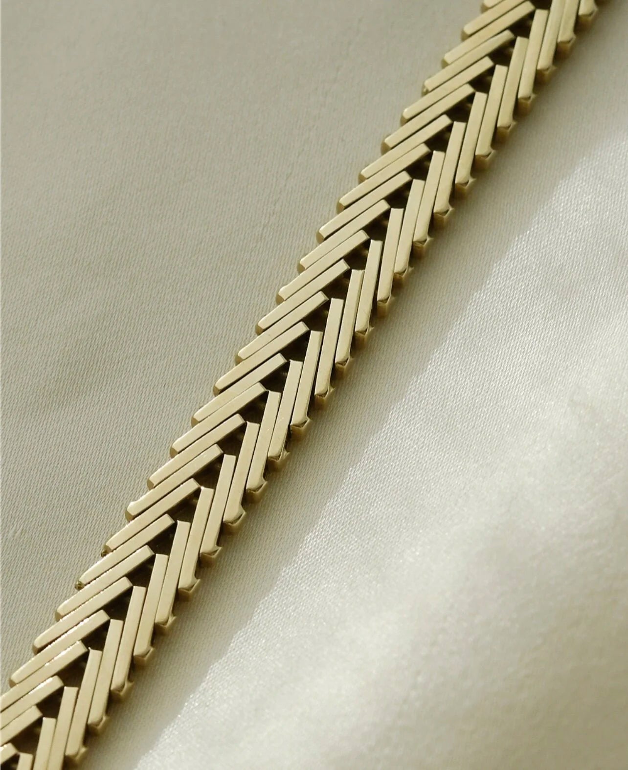 Gorgeous Geneva Link Bracelet 14K Gold