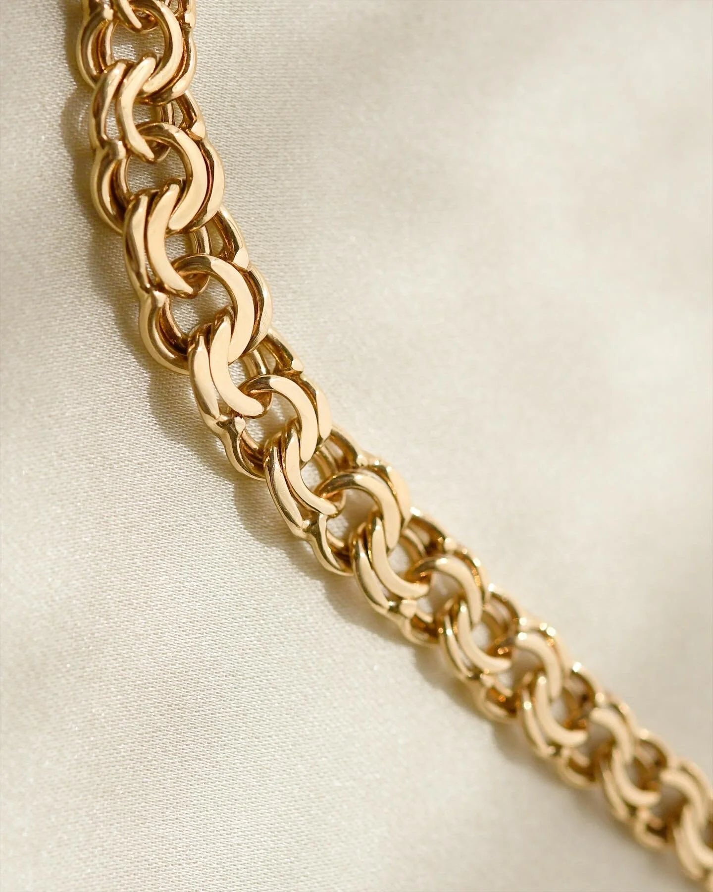 Gorg Bismarck Chain with Puffy Heart 14K Gold 1966