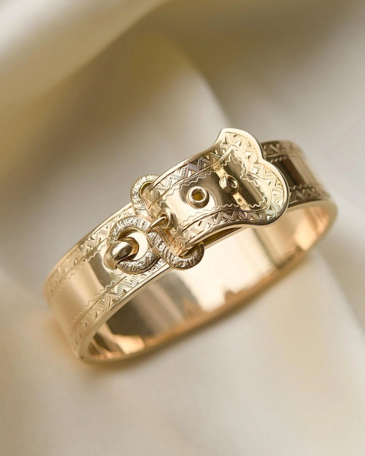 Sublime Engraved Buckle Bangle 14K First Half 1900s