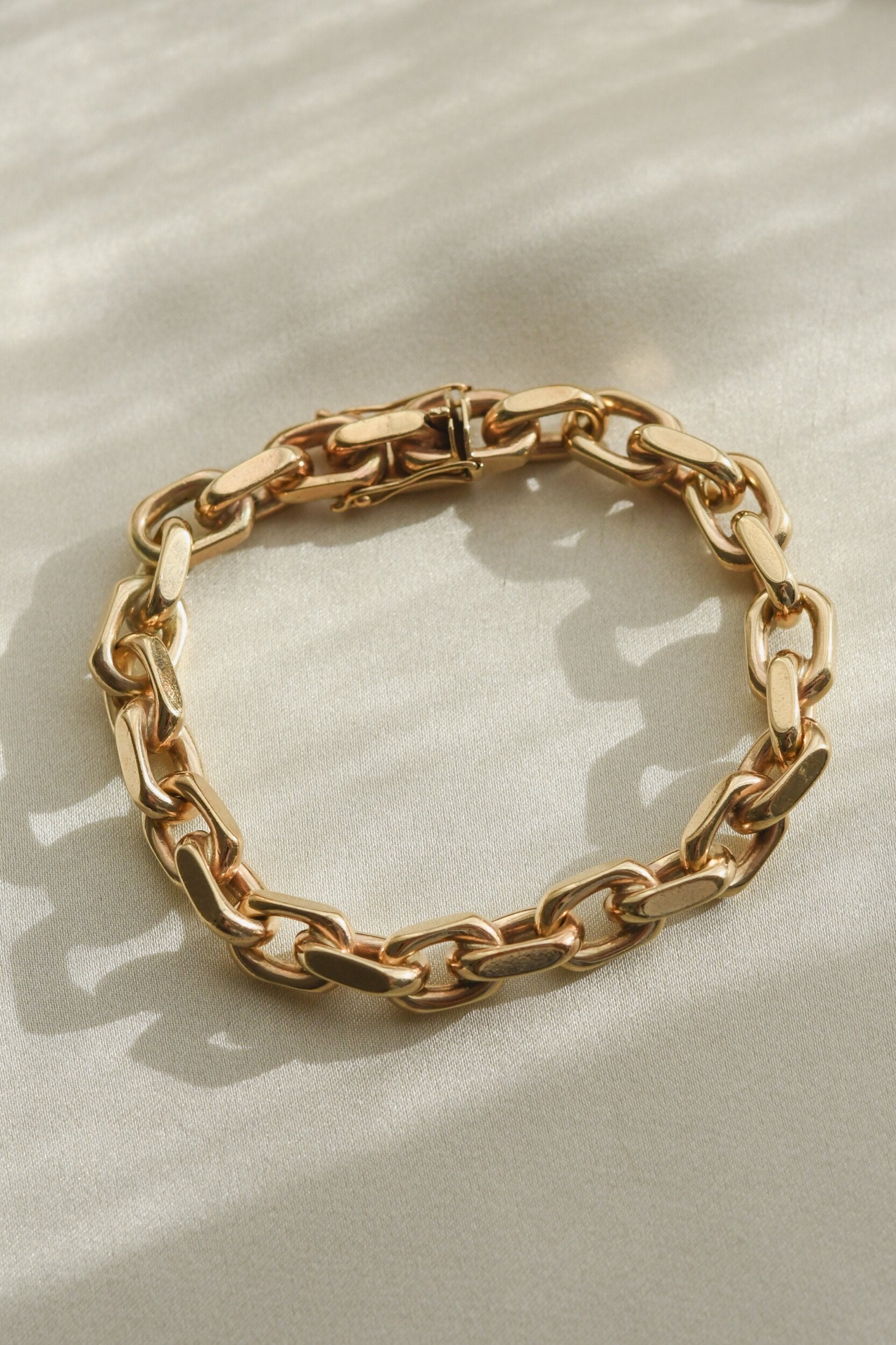 HEAVY 7.5mm Vintage Anchor Bracelet 8K Gold