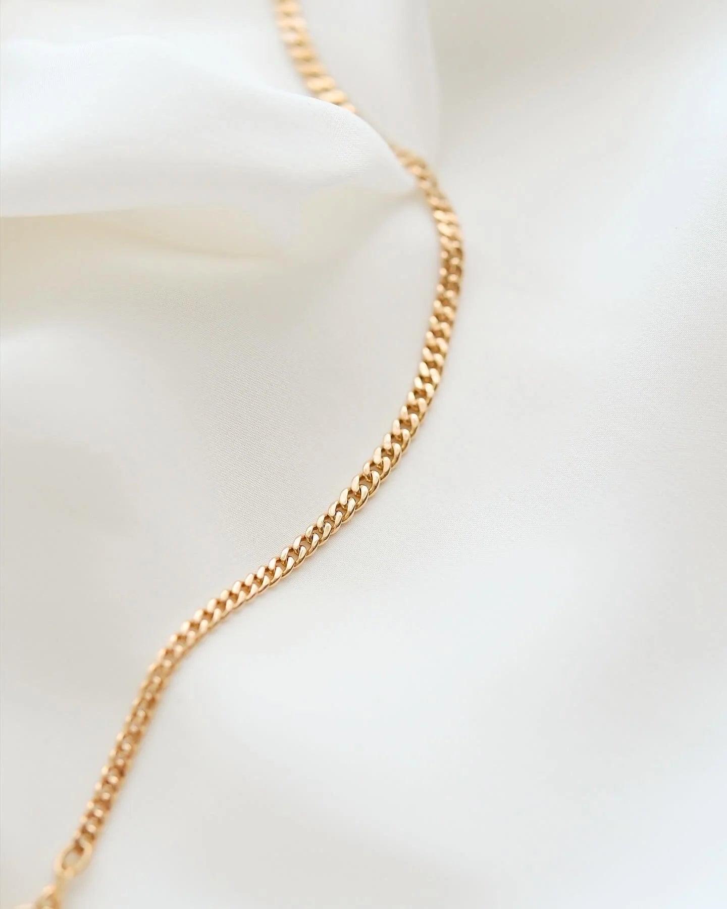 16 Inches Heavy 25 Grams Antique Watch Chain Necklace or Double Wrap Bracelet 18K Gold 1900
