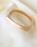 Vintage Silk Texture Bangle 18K Gold 1970