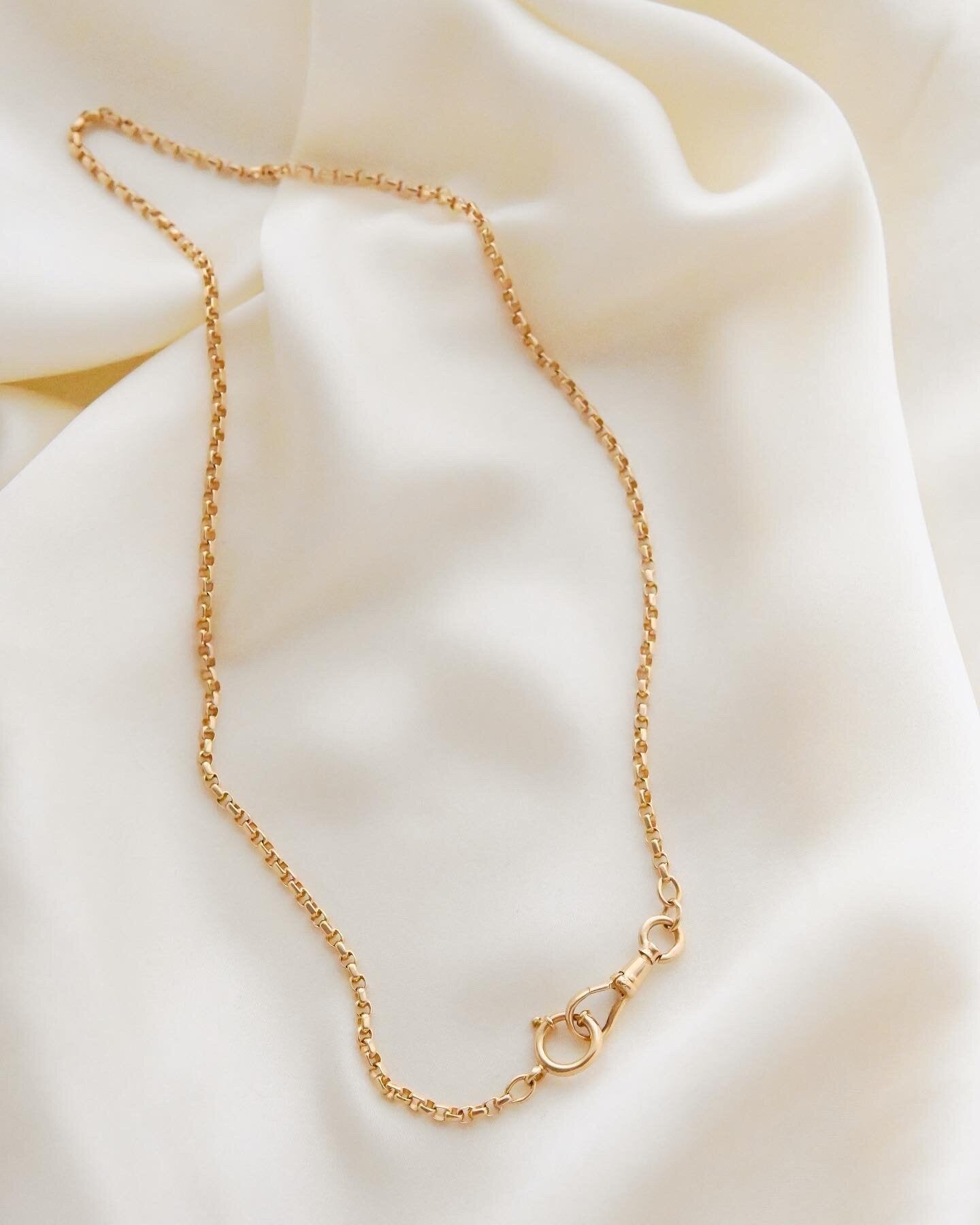 Rare Antique 18 Inches Watch Chain 18K Gold 1900s