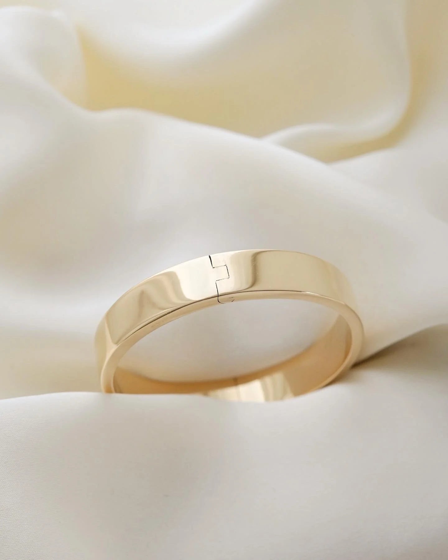 Amazing Danish Classic Vintage Bangle 14K Gold