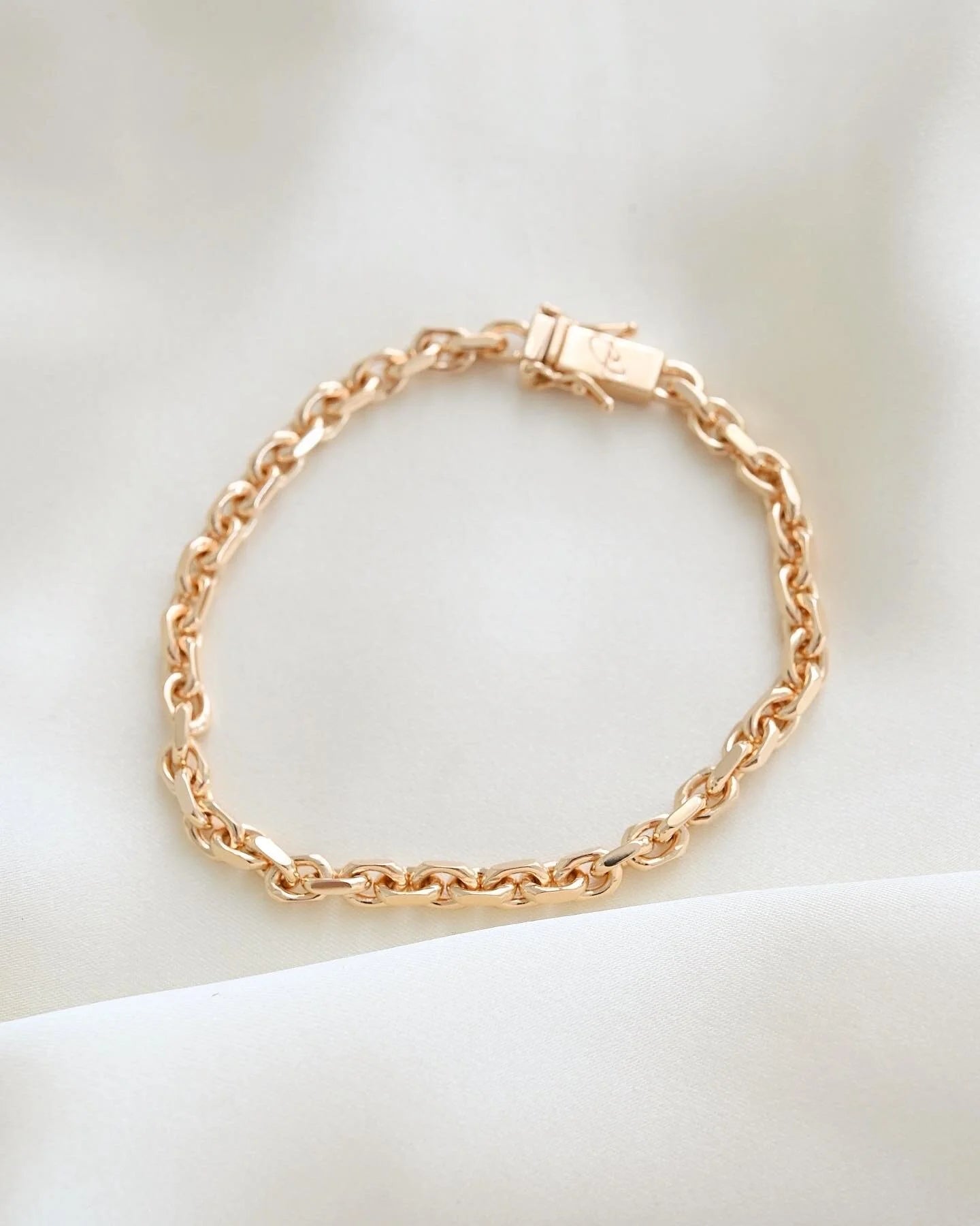 Rare Italian 18K Solid Gold Anchor Link Bracelet