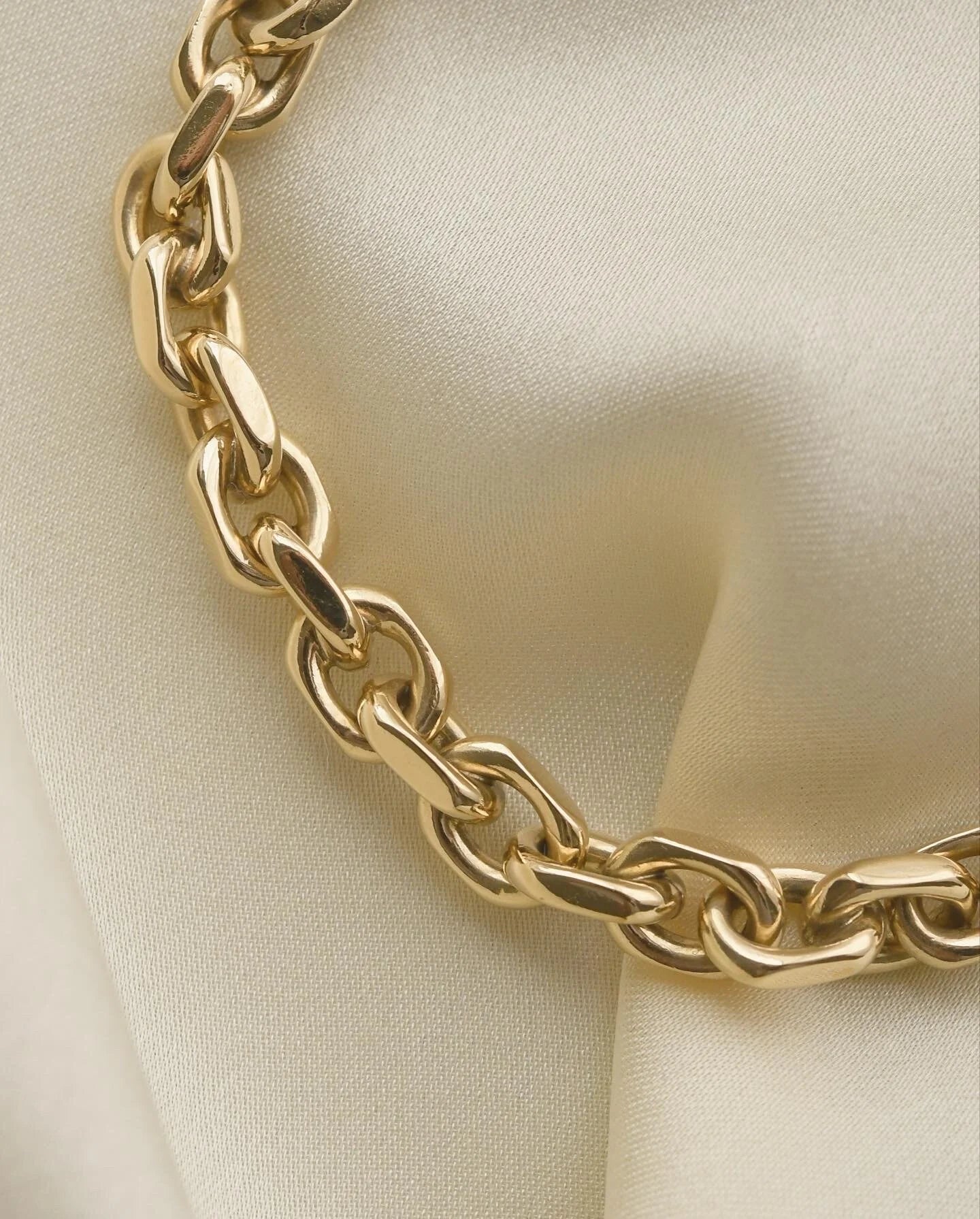 Classic Chunky Anchor Bracelet 14K Gold 1960s