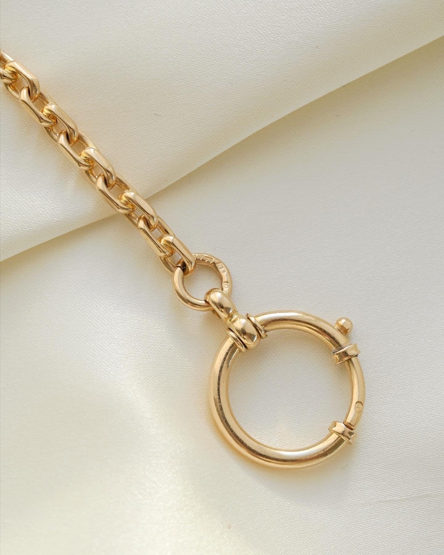 The Absolute Dream Watch Chain 18K Gold 1916
