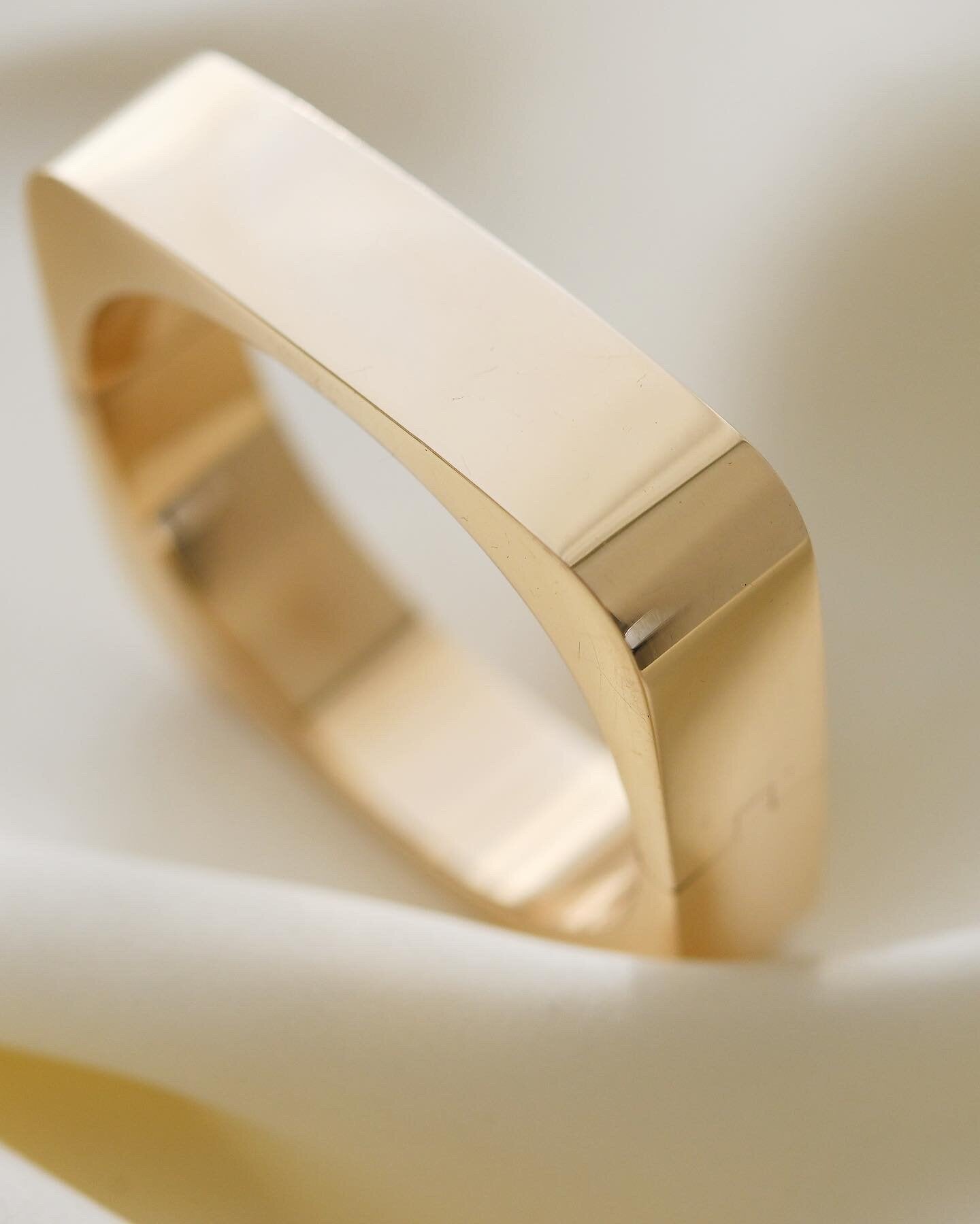 Once In A Lifetime Dream Bangle 14K Gold 1970