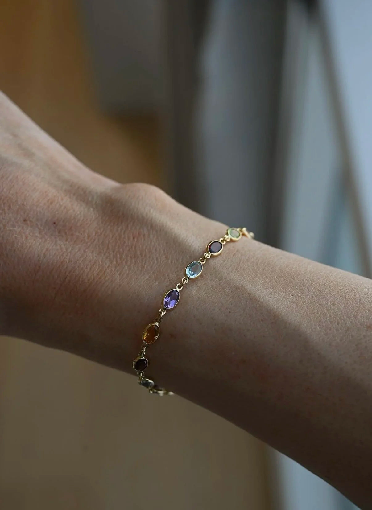 Exquisite Vintage Harlequin Bracelet w Topaz and More 18K Gold Italy