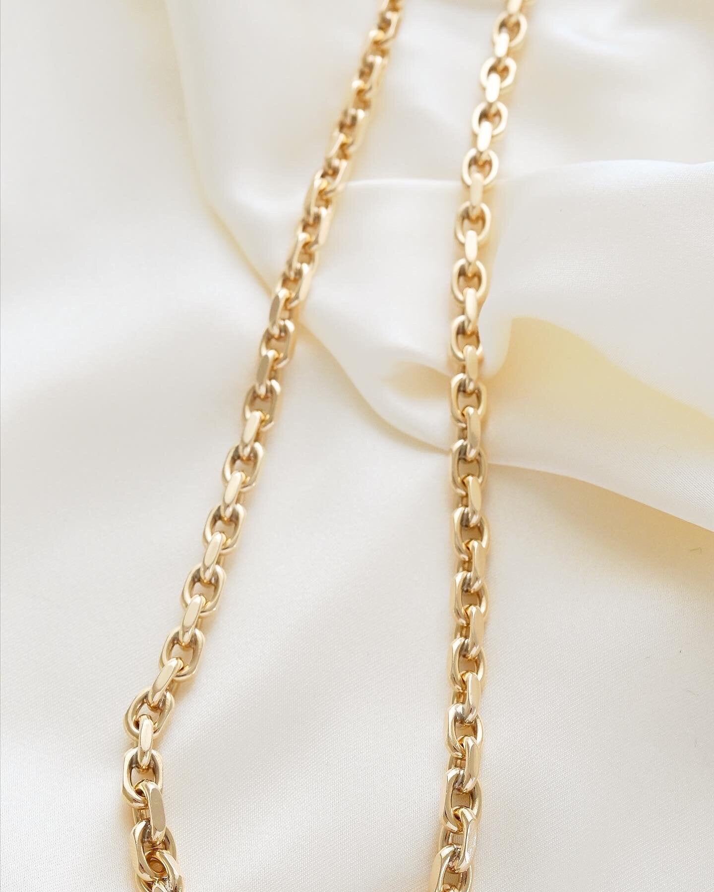 Perfect Chunky Wide Danish Anchor Link Chain 14K Gold