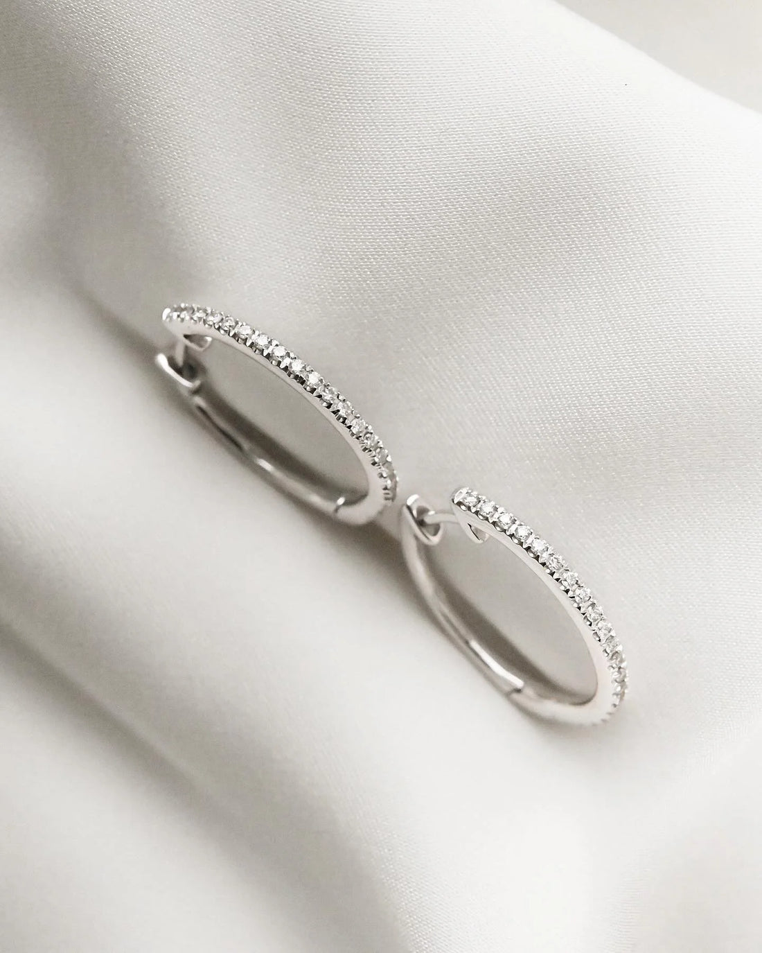 Perfect Estate Diamond Hoop Earrings 14K Gold 0.30 Carats