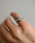 Extraordinary Beautiful Art Deco Ring 2.1 carats Old Cut Diamonds 18K White Gold 1920