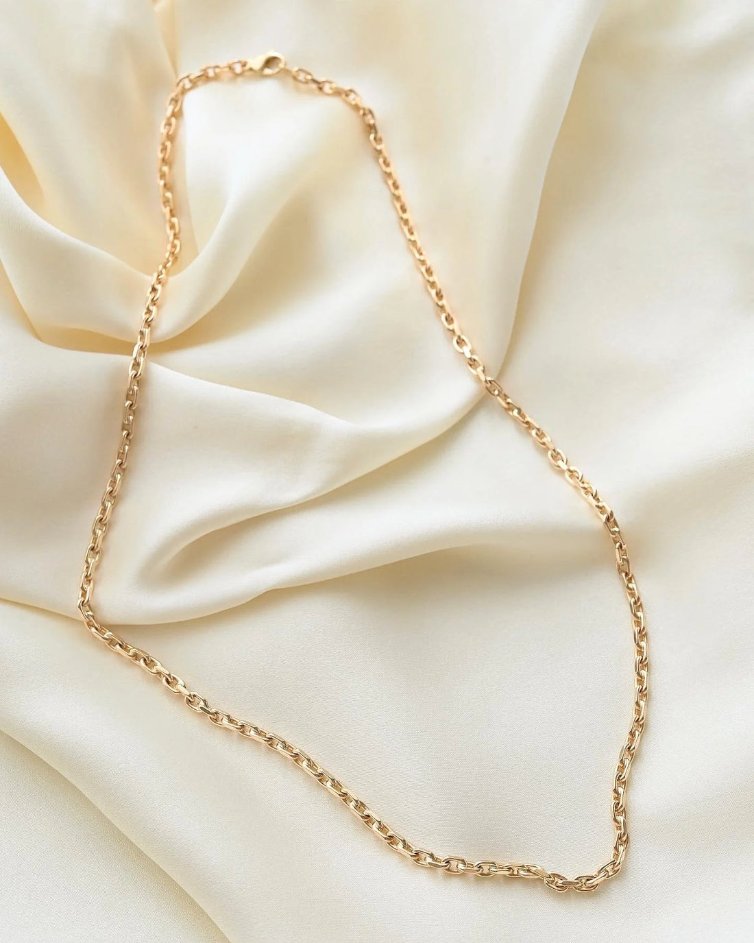 Extraordinary Beautiful Long 19.75 Inches Vintage Anchor Link Chain 14K Gold