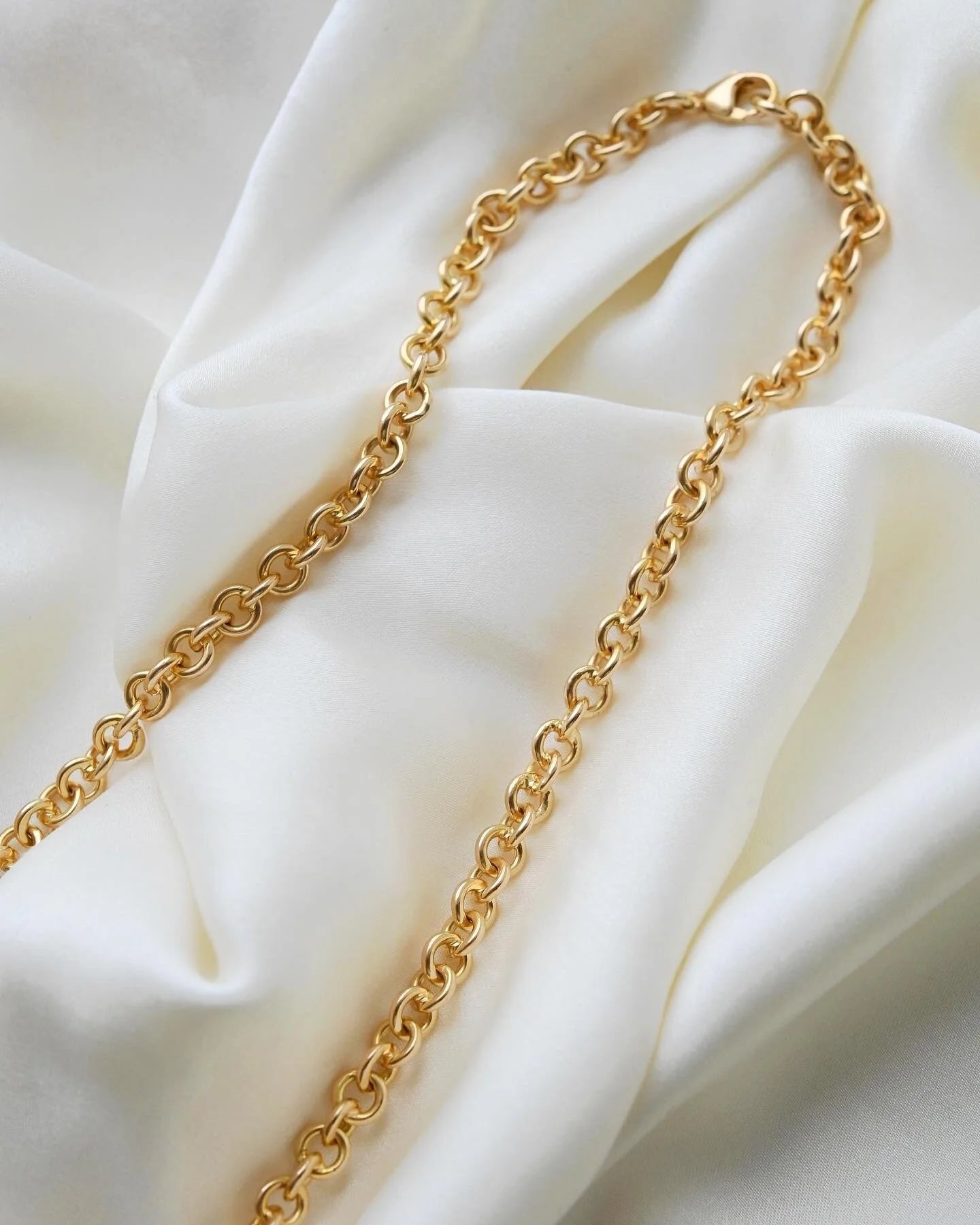 Rare Extraordinary Round Anchor Link Chain 38 Grams 18K Gold