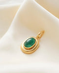 Beautiful Big Juicy Natural Emerald Vintage Pendant 18K Gold 1970s