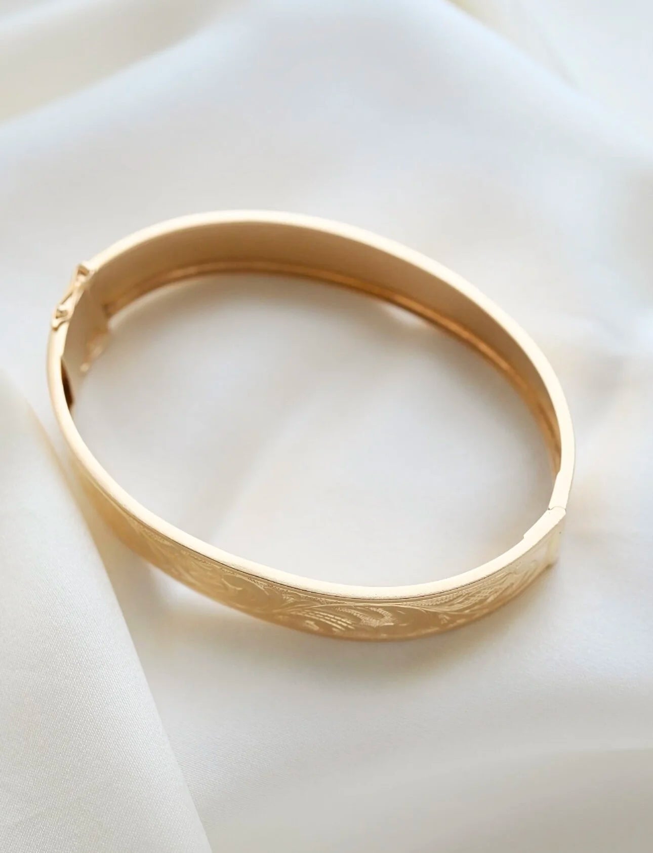 Antique Bangle Smaller Wrist 18K Gold 1930 Sweden