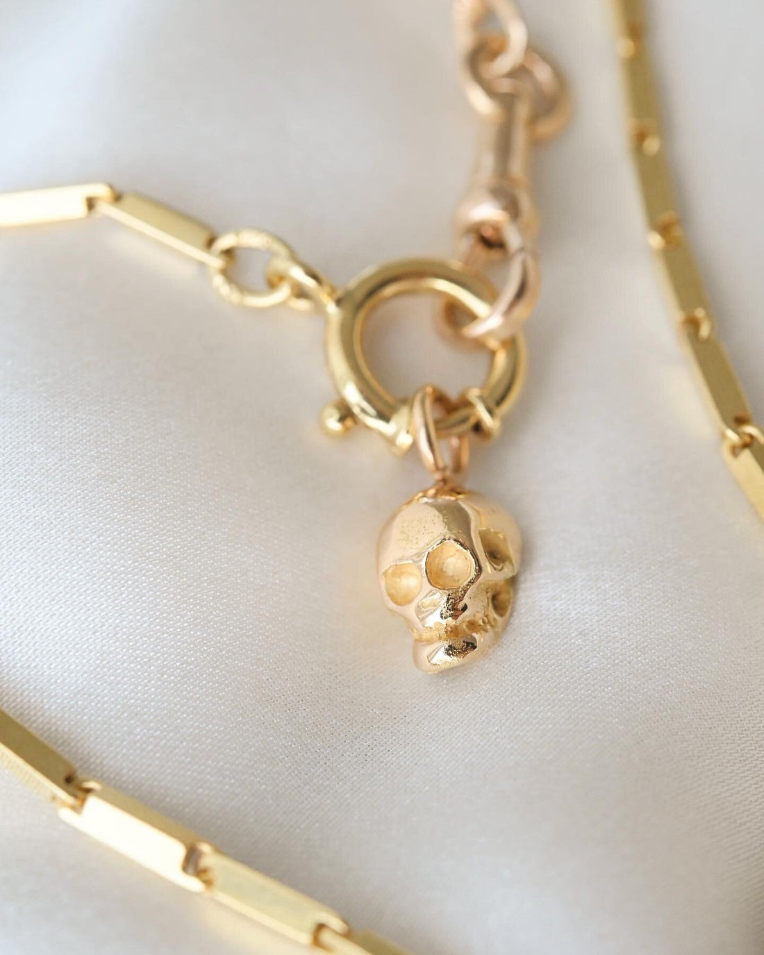 The Best 18K Solid Through and Through Scull Pendant