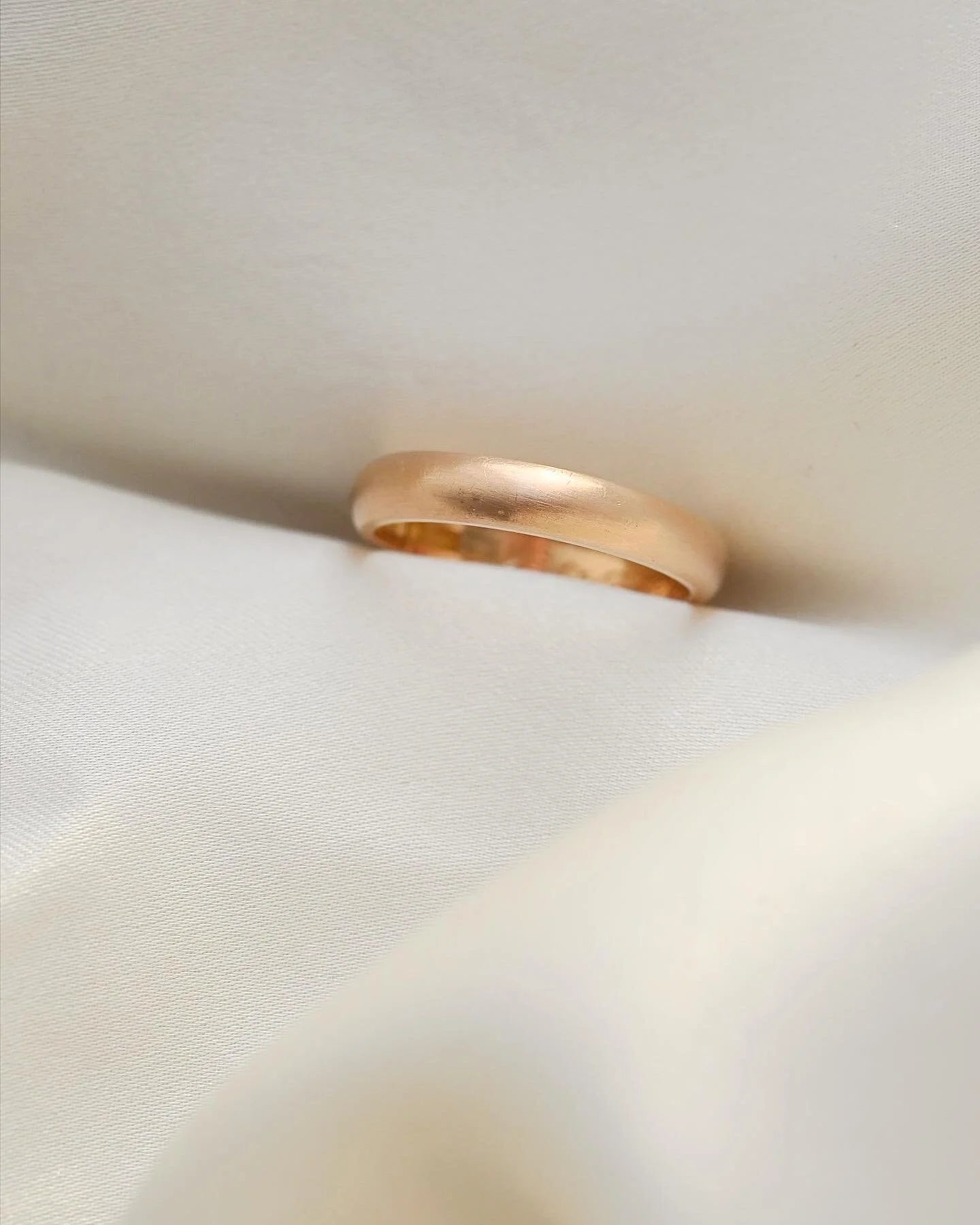 The Mid Century Velvet Wedding Band 18K Rose Gold 1952