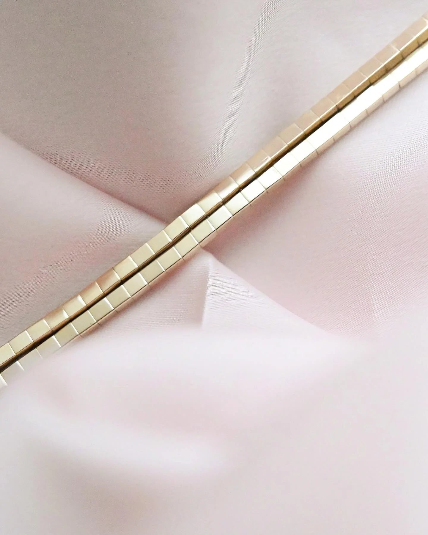 Gorgeous 1970s Italian Vintage Dream Bracelet 14K Gold