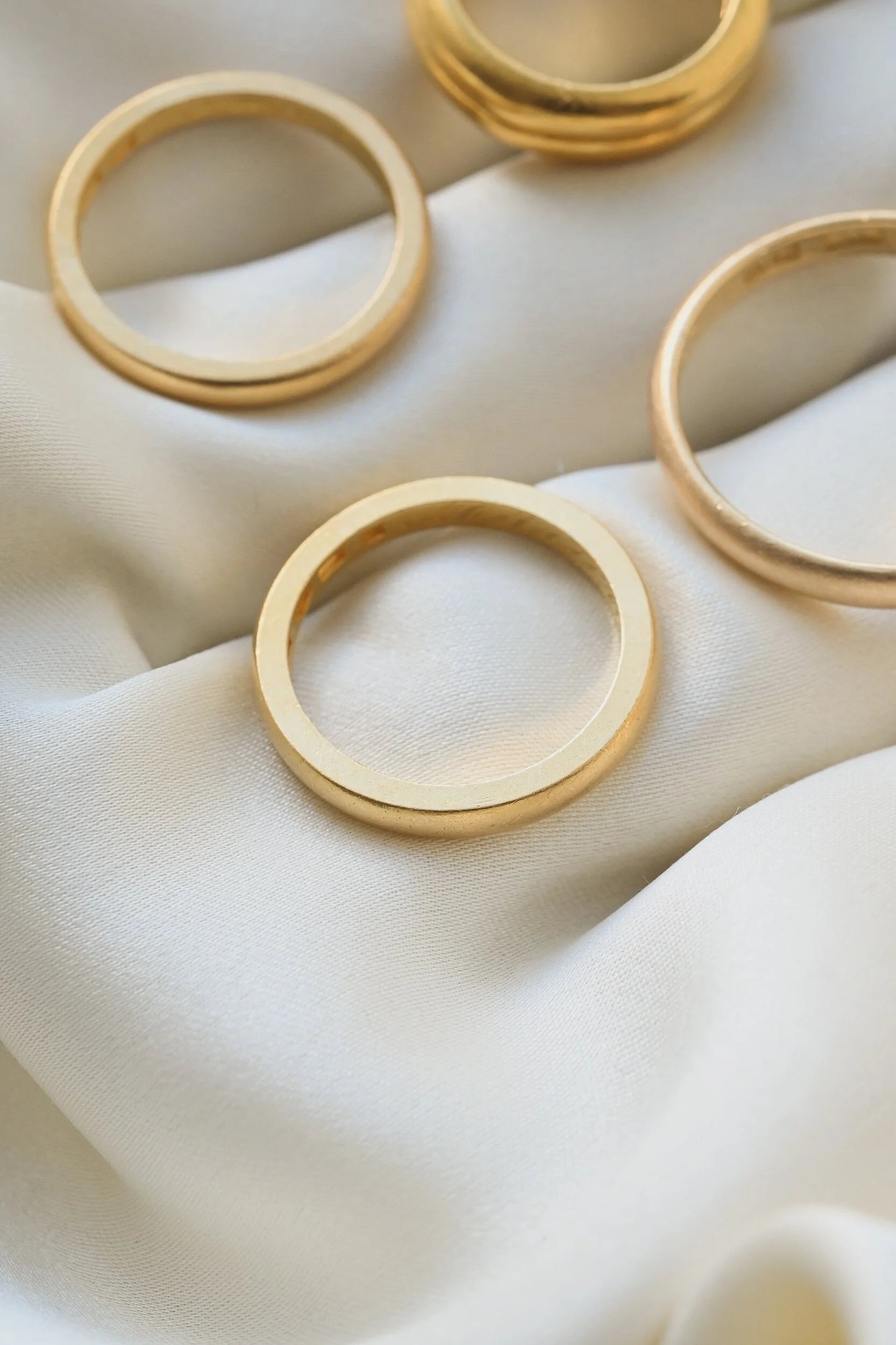 Antique Art Deco Band Size 6.5 23K Gold 1927