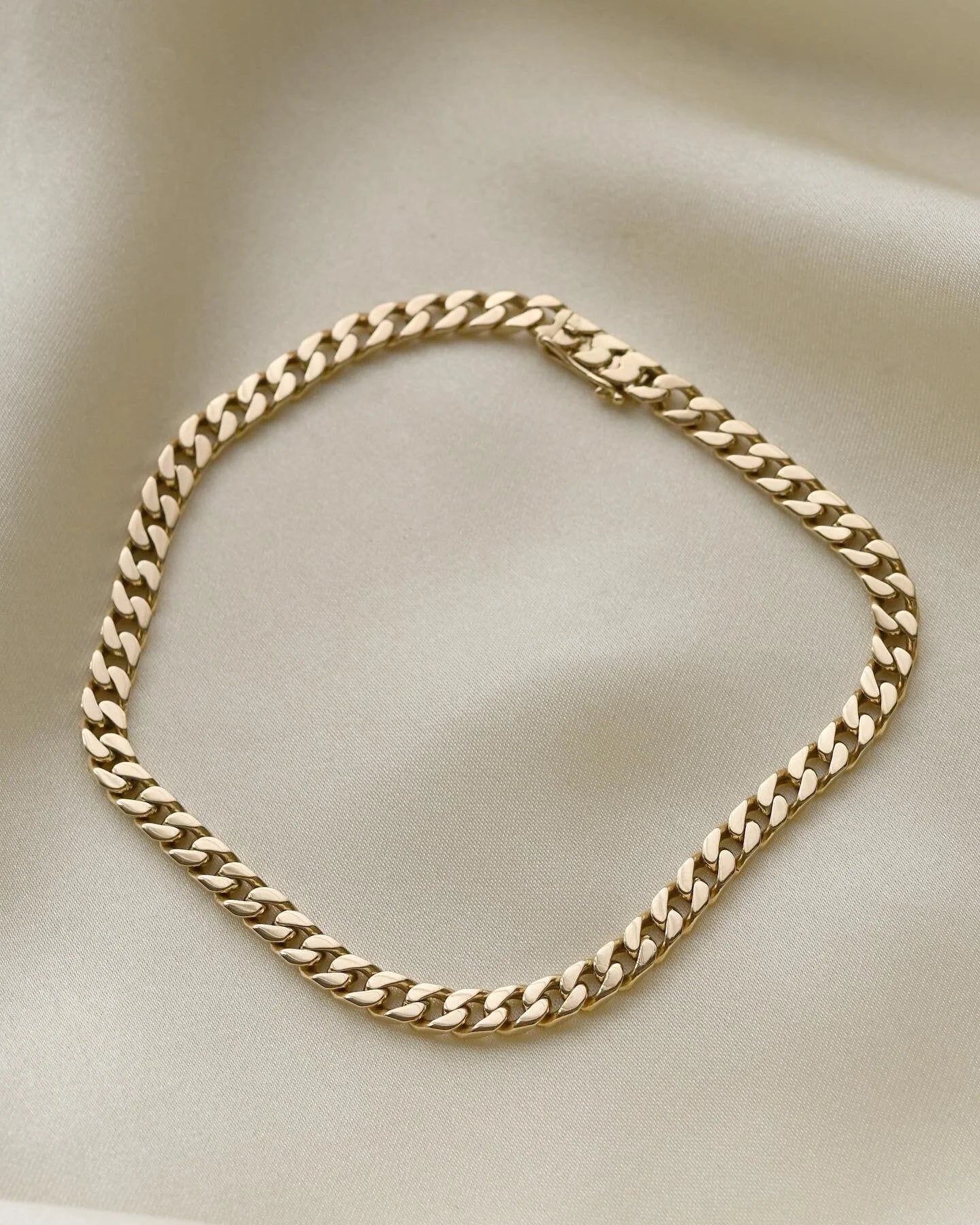 Beautiful Danish Vintage Curb Link Bracelet 14K Gold