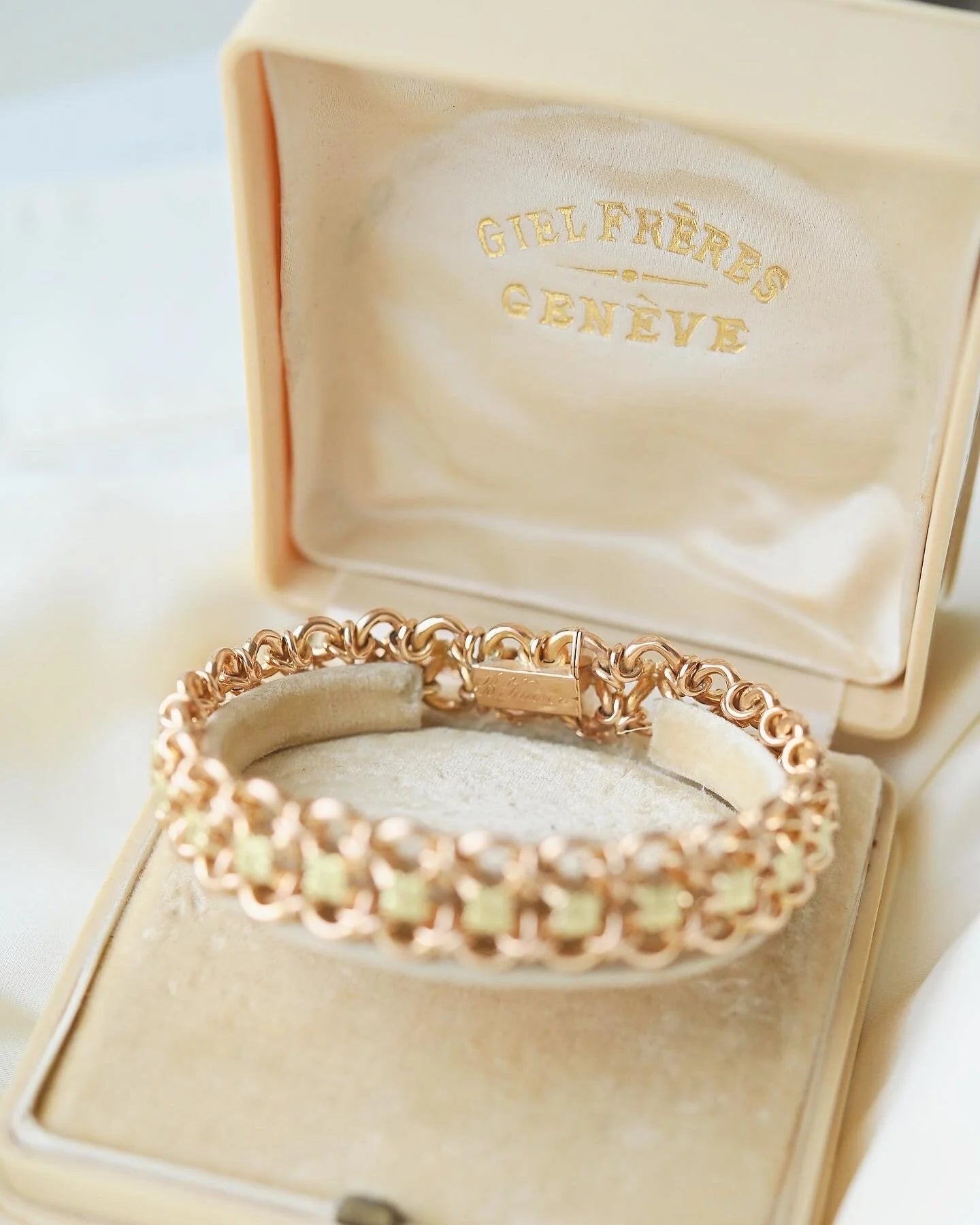 Divine Rare Fancy Link Flower Dream Bracelet 18K Rose Gold 1950s