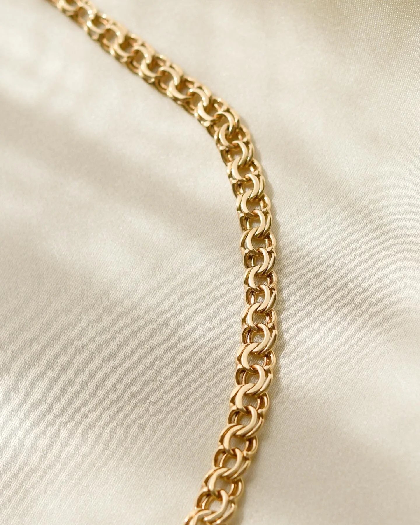 Gorg Bismarck Chain with Puffy Heart 14K Gold 1966