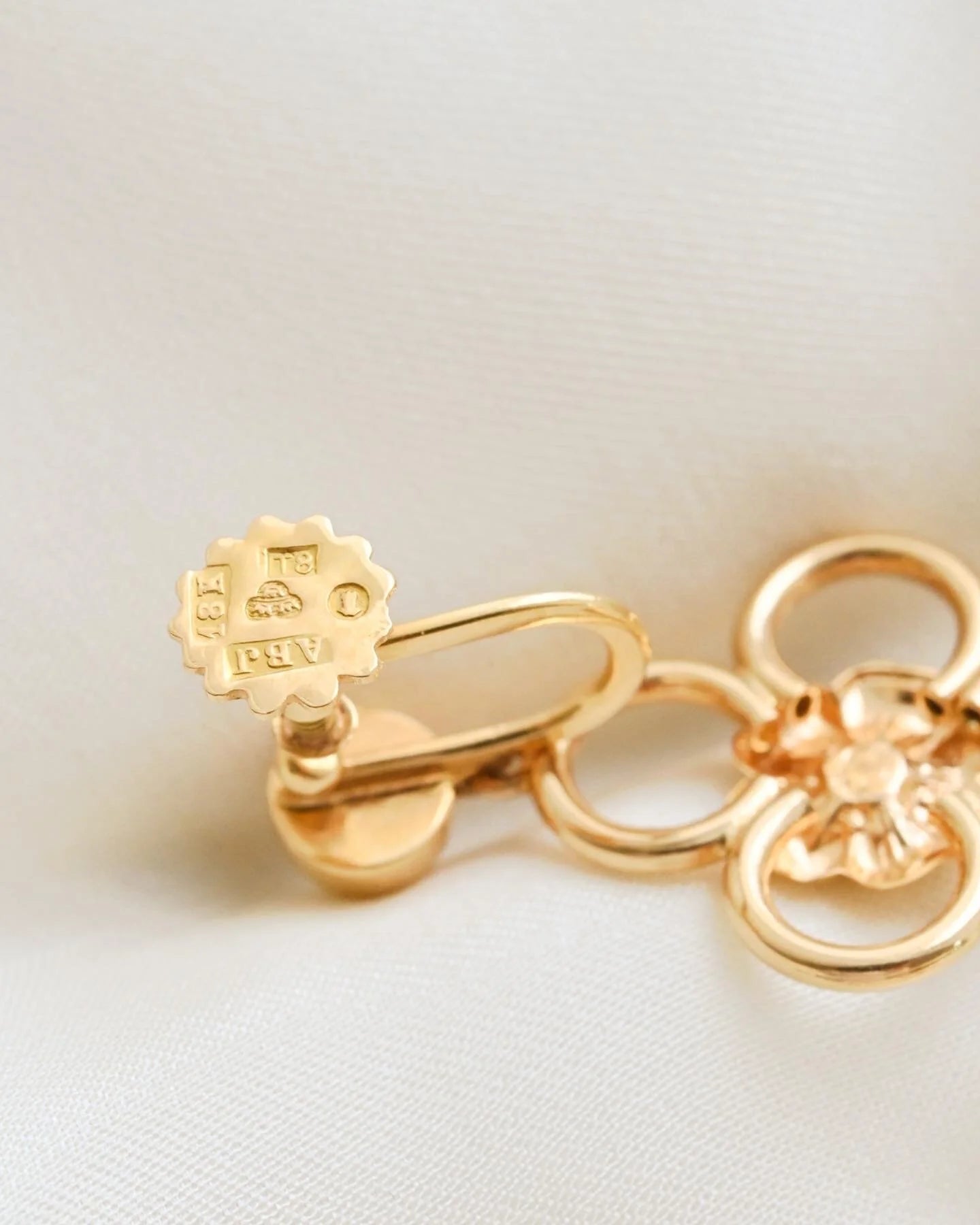 Antique / Vintage Bits and Bops 18K Gold 1923-1960