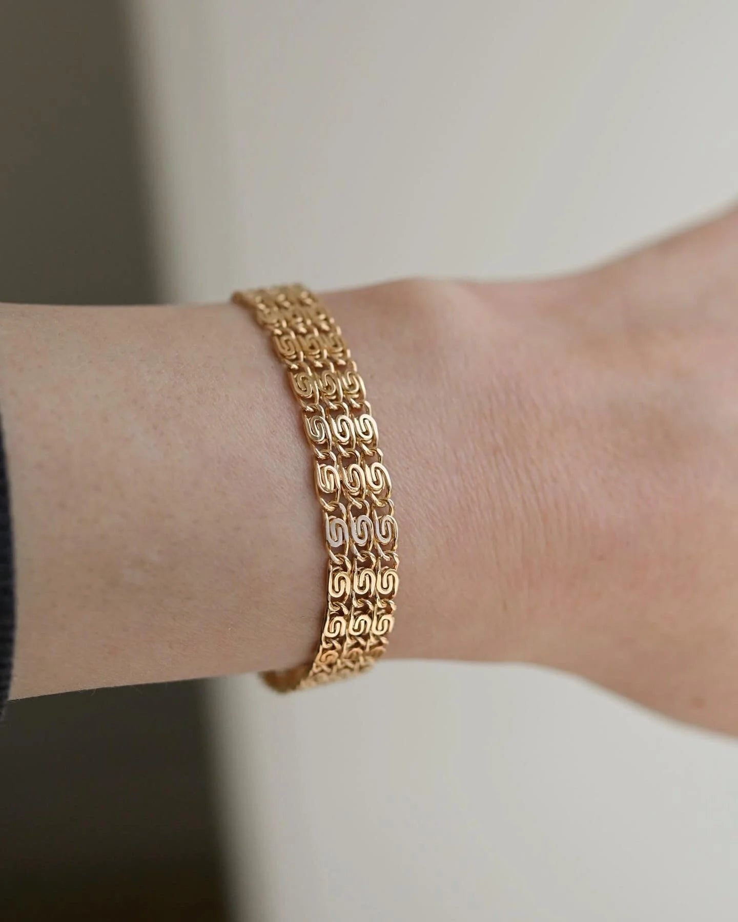 Amazing One of A Kind Swedish Vintage Bracelet 18K Gold 1966