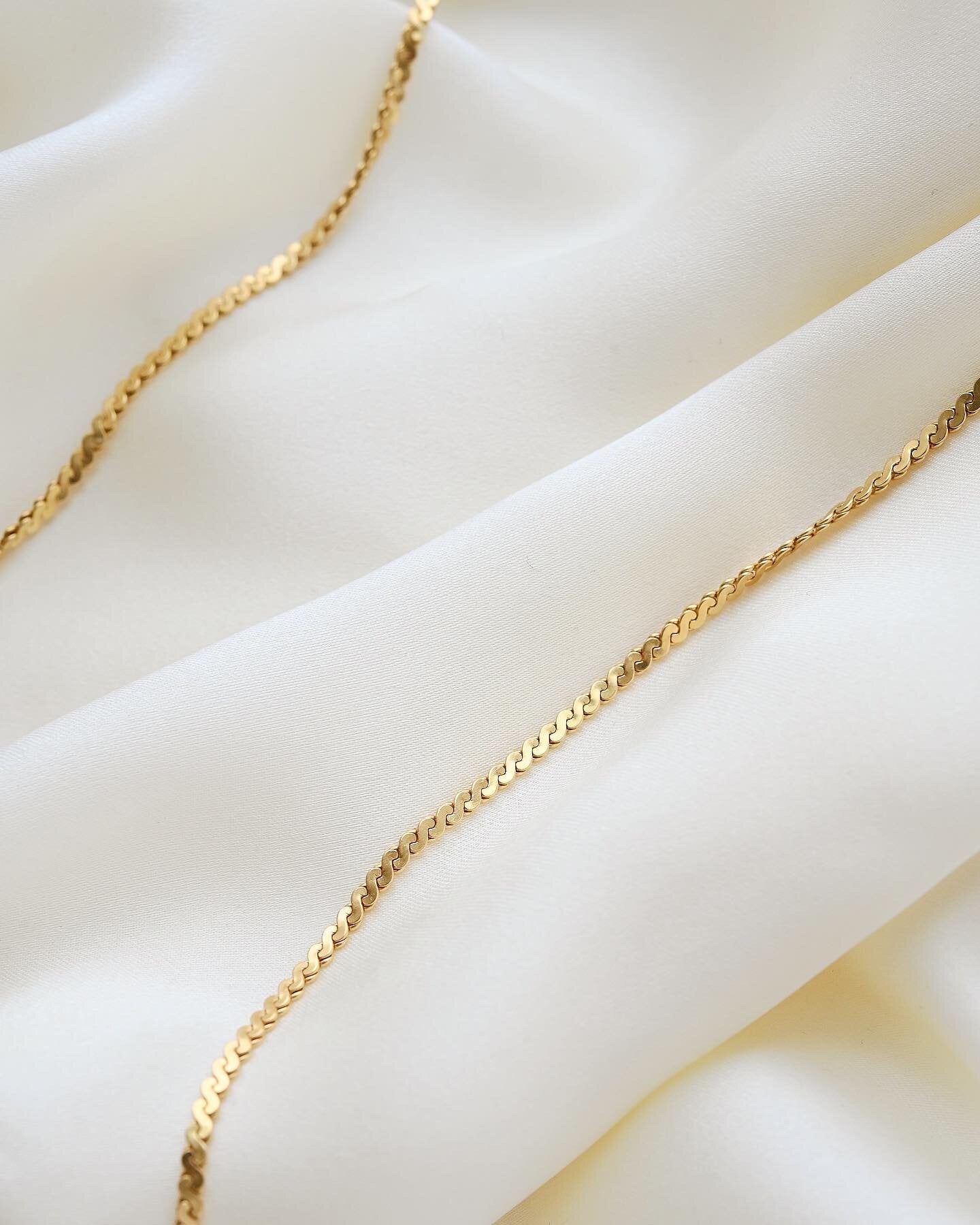 Gorgeous Looong Waves Link Necklace 18K Gold