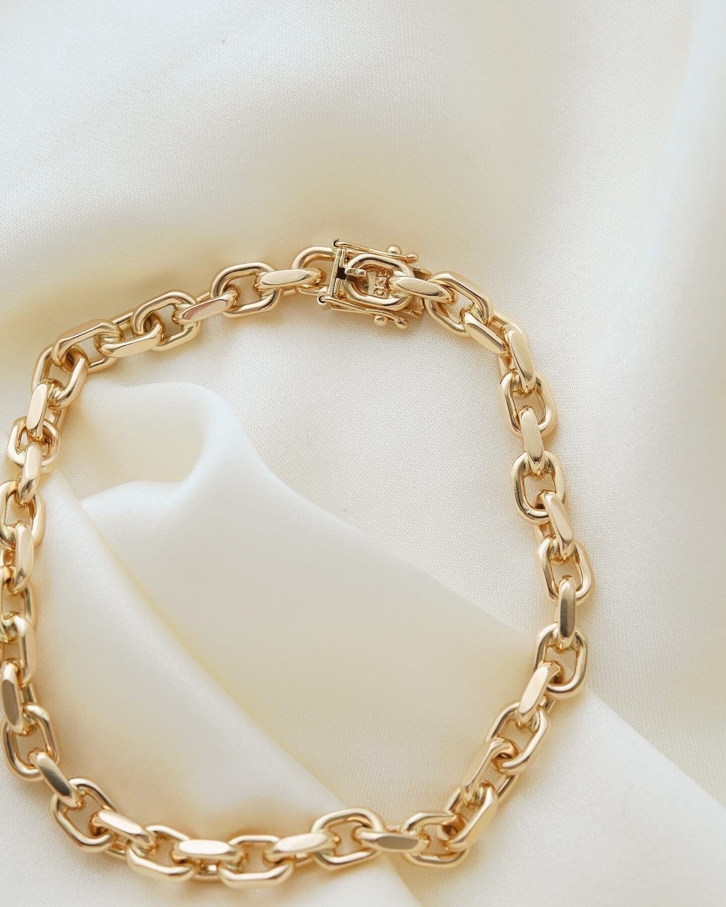 Perfect Danish Mid Century Vintage Bracelet 14K Gold 1970