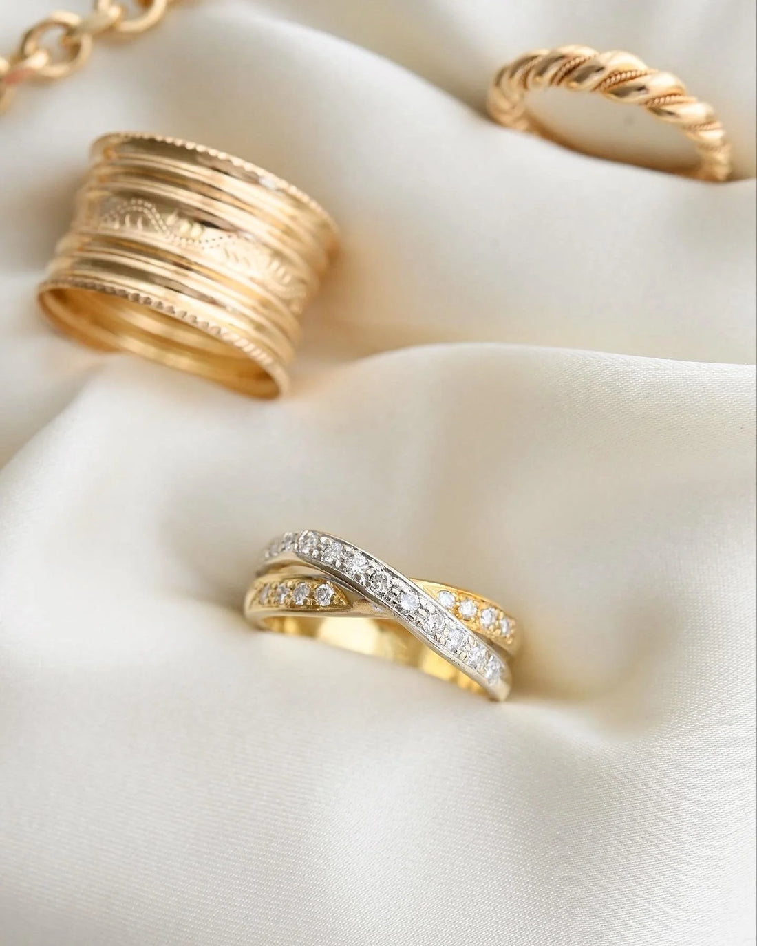 Two Toned Swedish Vintage Cross Ring 18K Gold