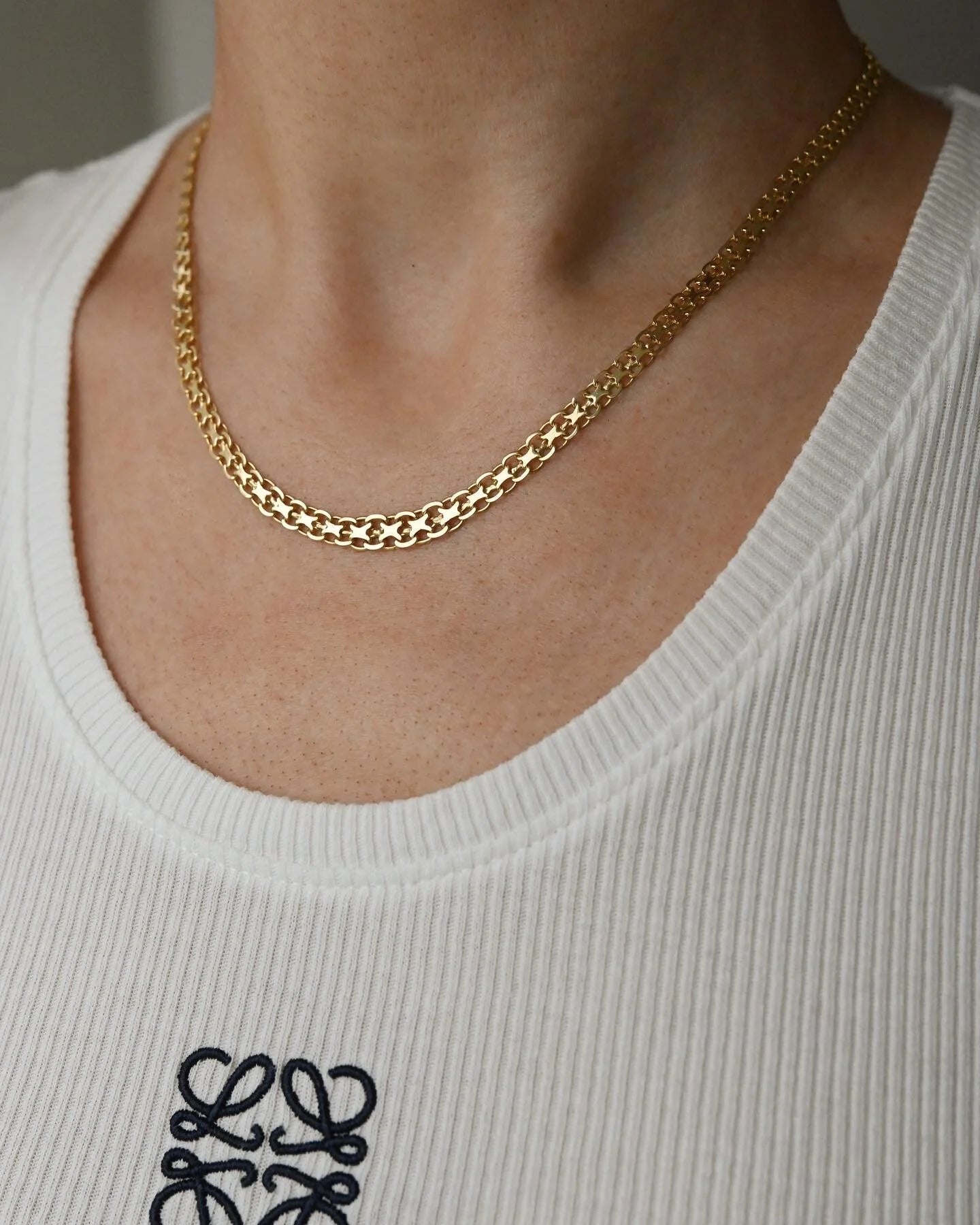 Radiant Vintage Star Link Necklace 18K Gold 1969