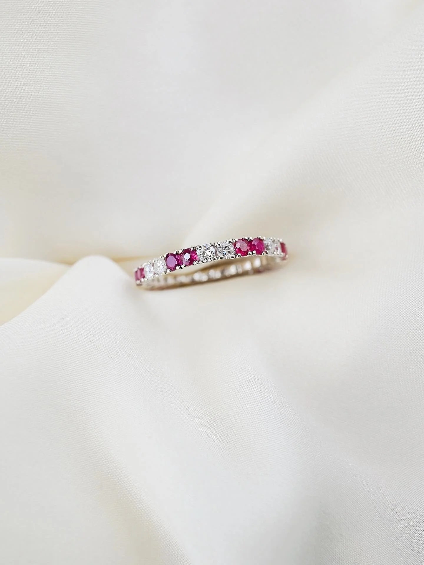 Incredible Diamond x Ruby Vintage Eternity Band Ring 18K White Gold