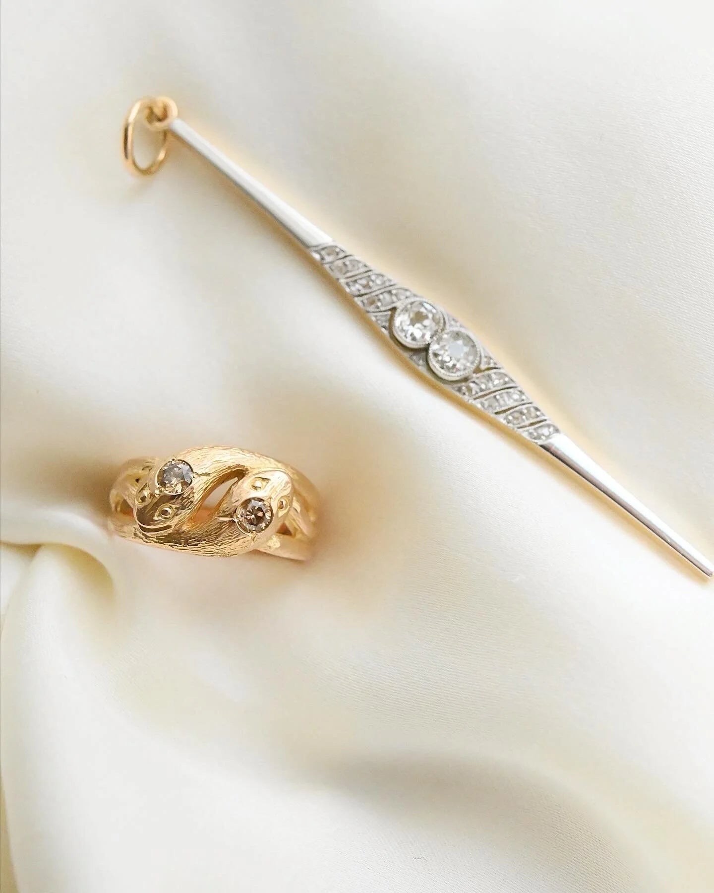 Antique Serpent Ring w Cognac Diamond 18K Gold 1940s