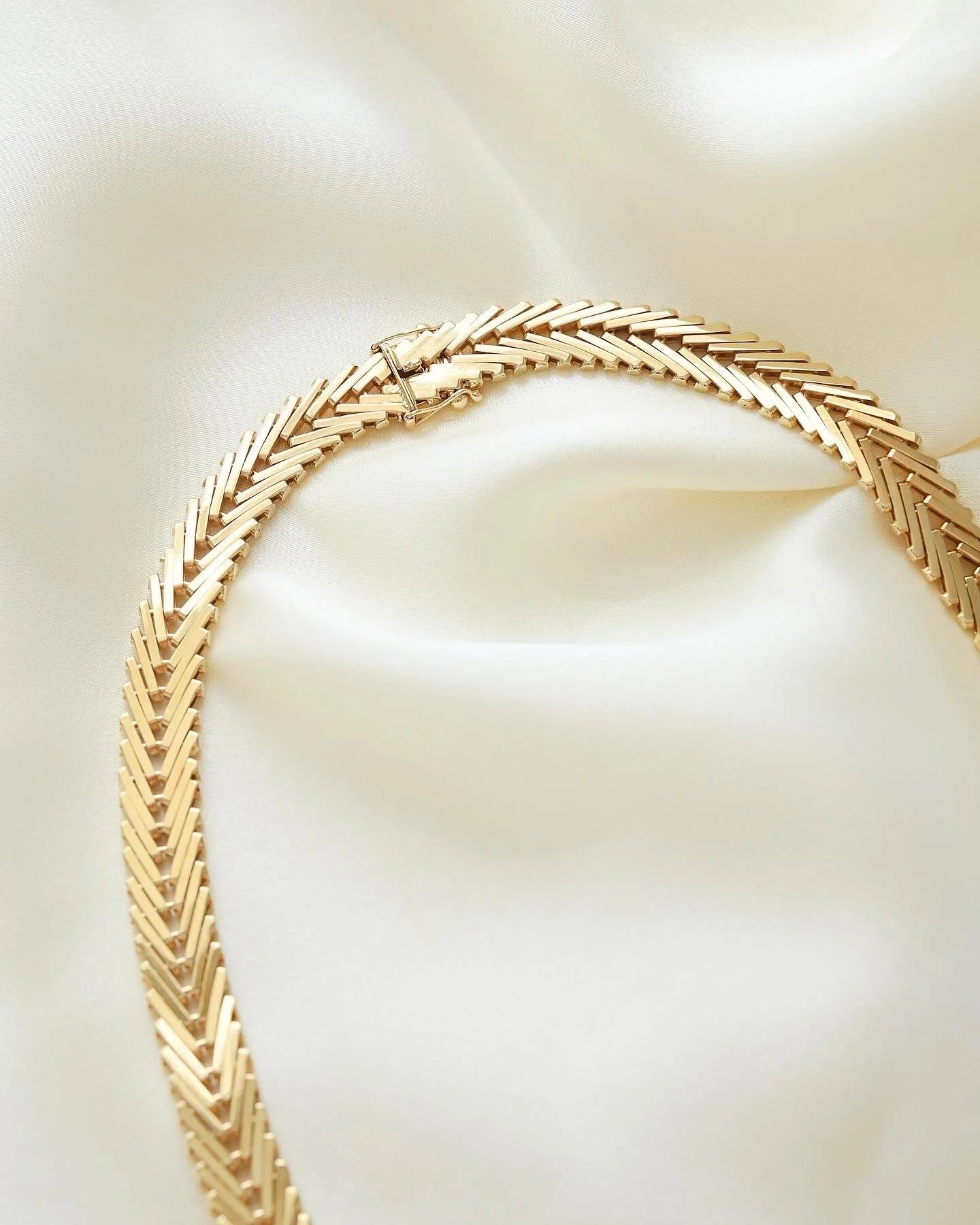 Special Release! (Number 5) Sublime 43 Grams Danish Vintage Geneva Link Necklace 14K Gold 1960