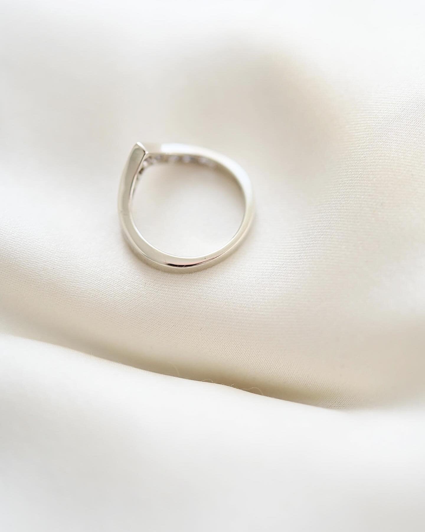 Personal Colelction Diamond Ring w Baguette and Peruzzi Cut 14K White Gold