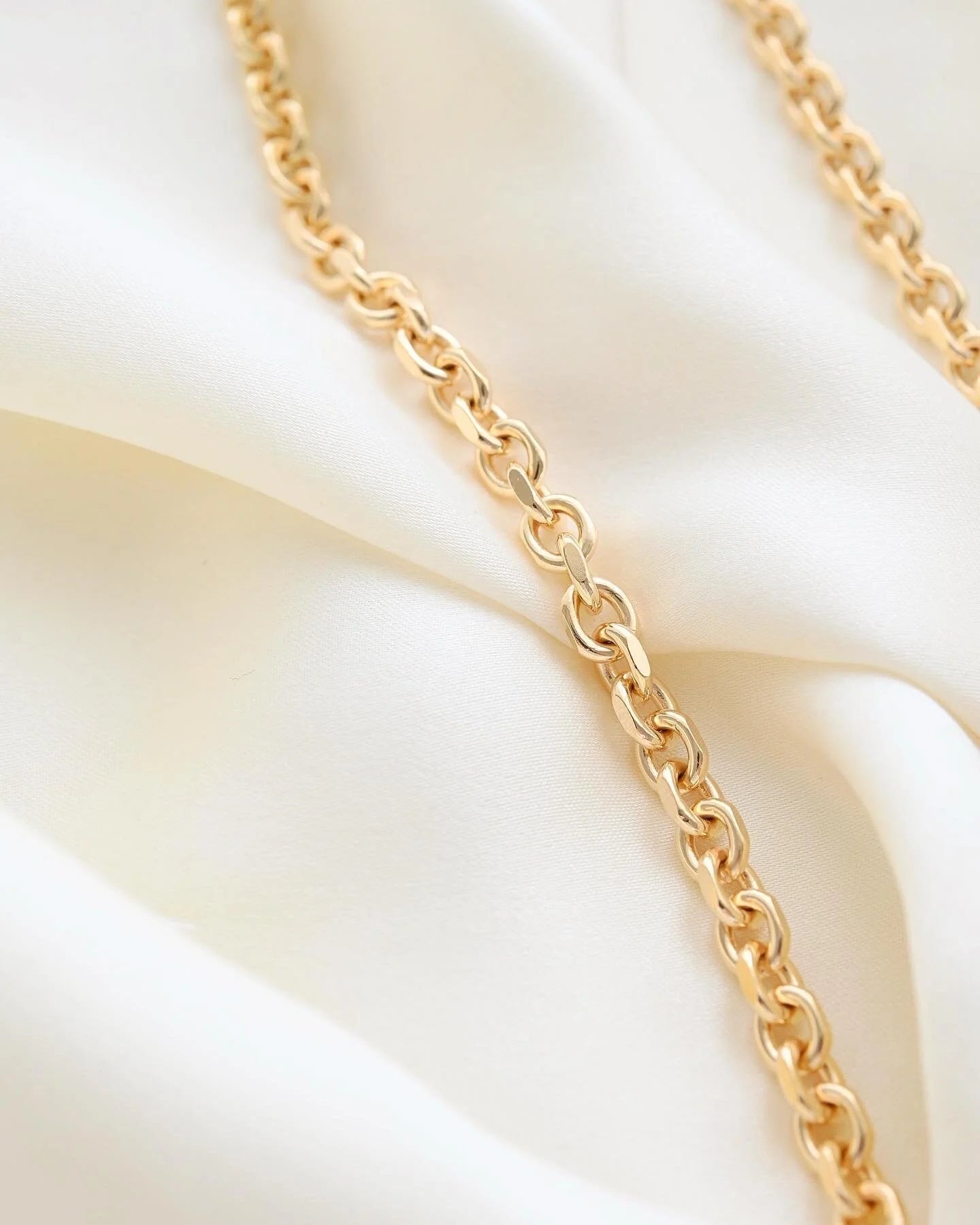 Amazing Rare Magical 43 Grams Italian Vintage Necklace 18K Gold