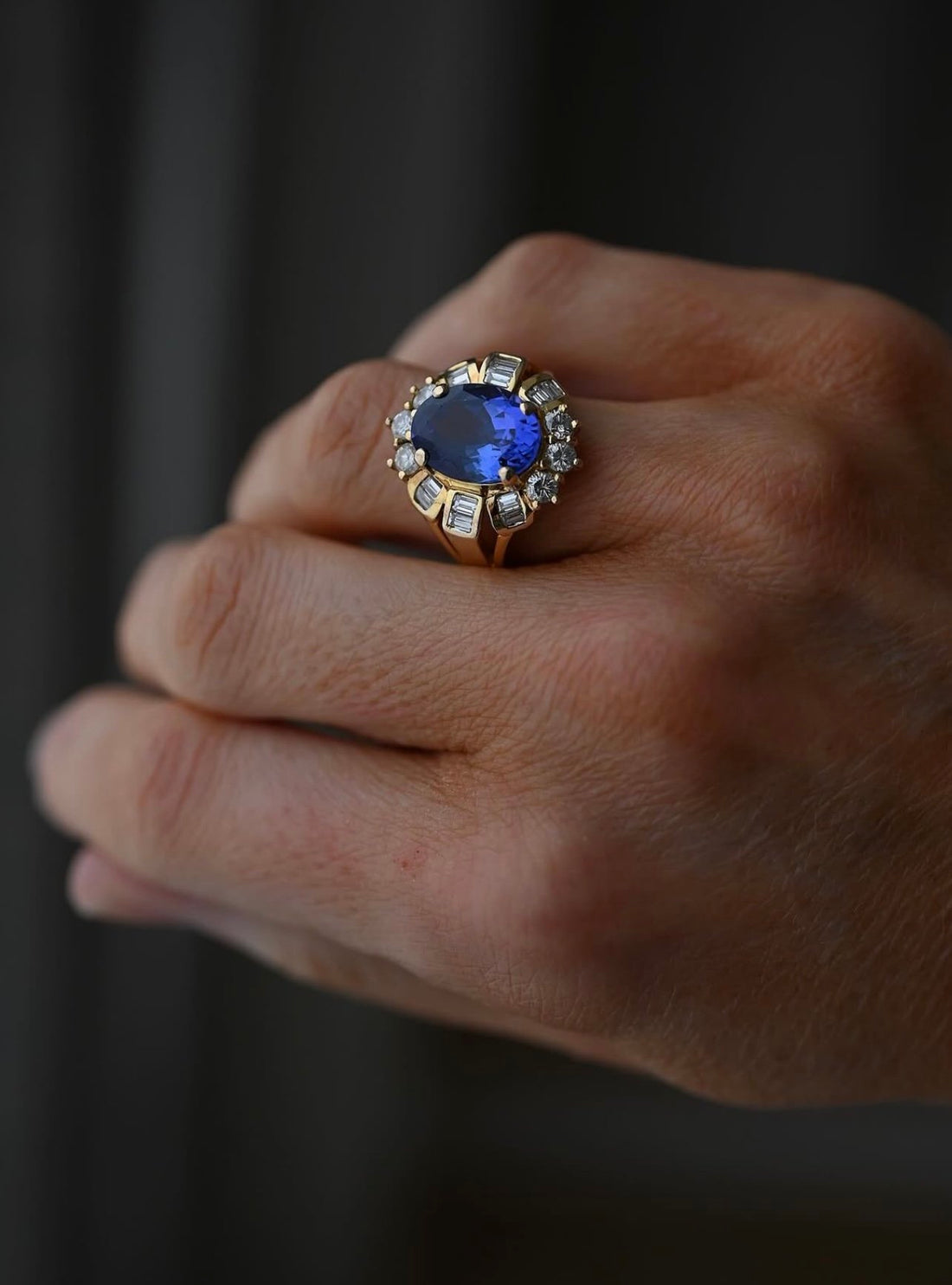 Extraordinary Rare Show Stopping Tanzanite x Diamond Cocktail Ring 14K Gold Vintage 1980s