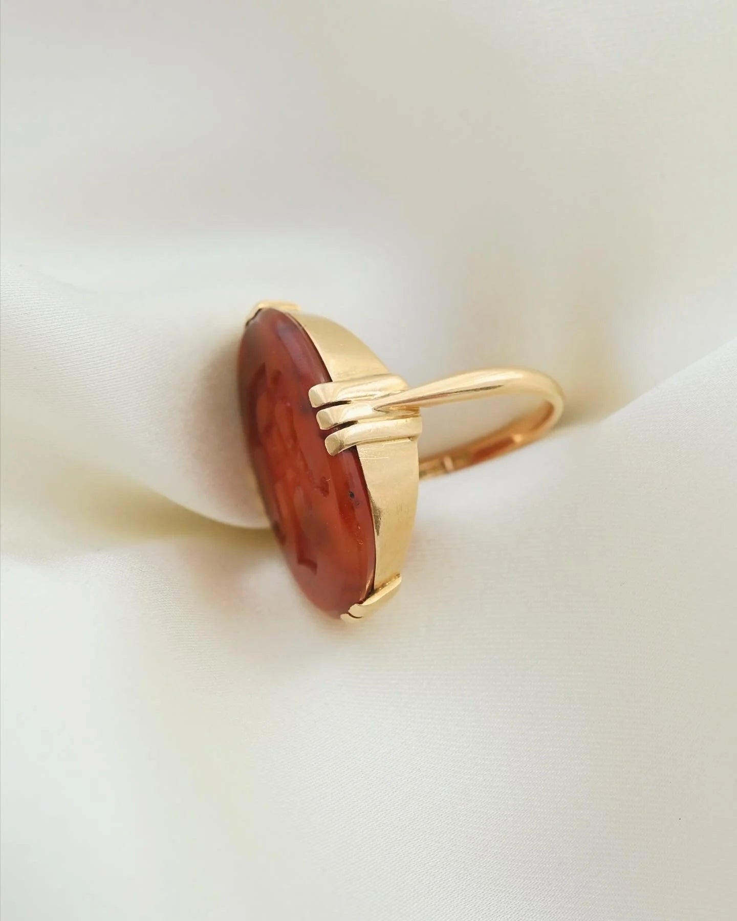 Huge Antique Carnelian AR or RA Signet Ring 18K Gold 1932