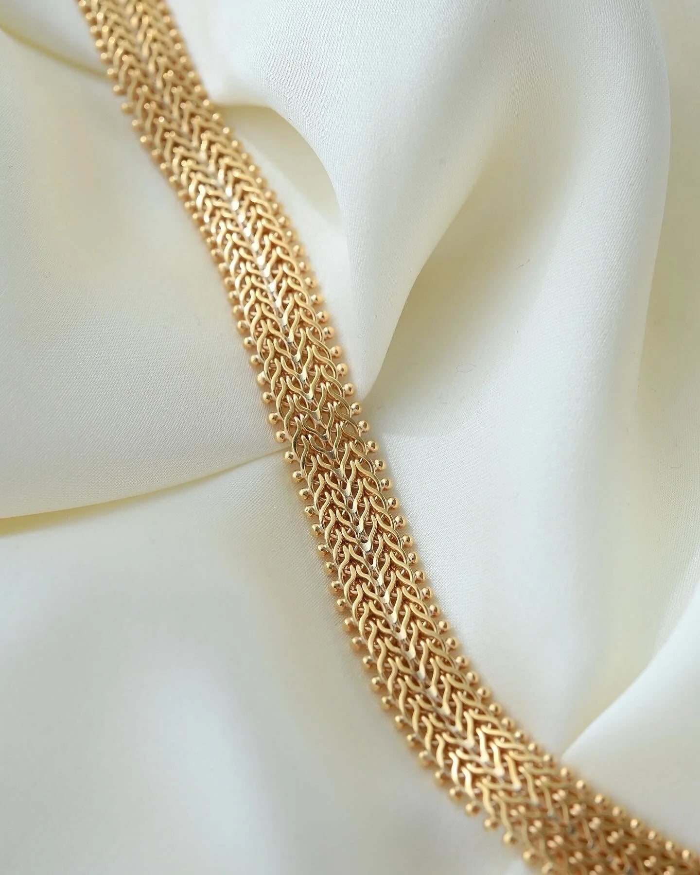 Amazing 53 Grams One of A Kind Necklace 14 Gold 1970s