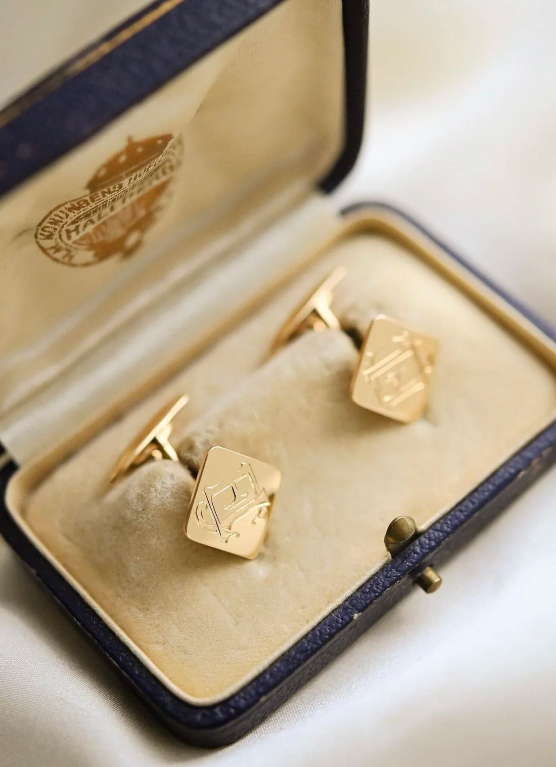 Irresistible 104-Year-Old Antique Cuff Links from 1919 18K Gold