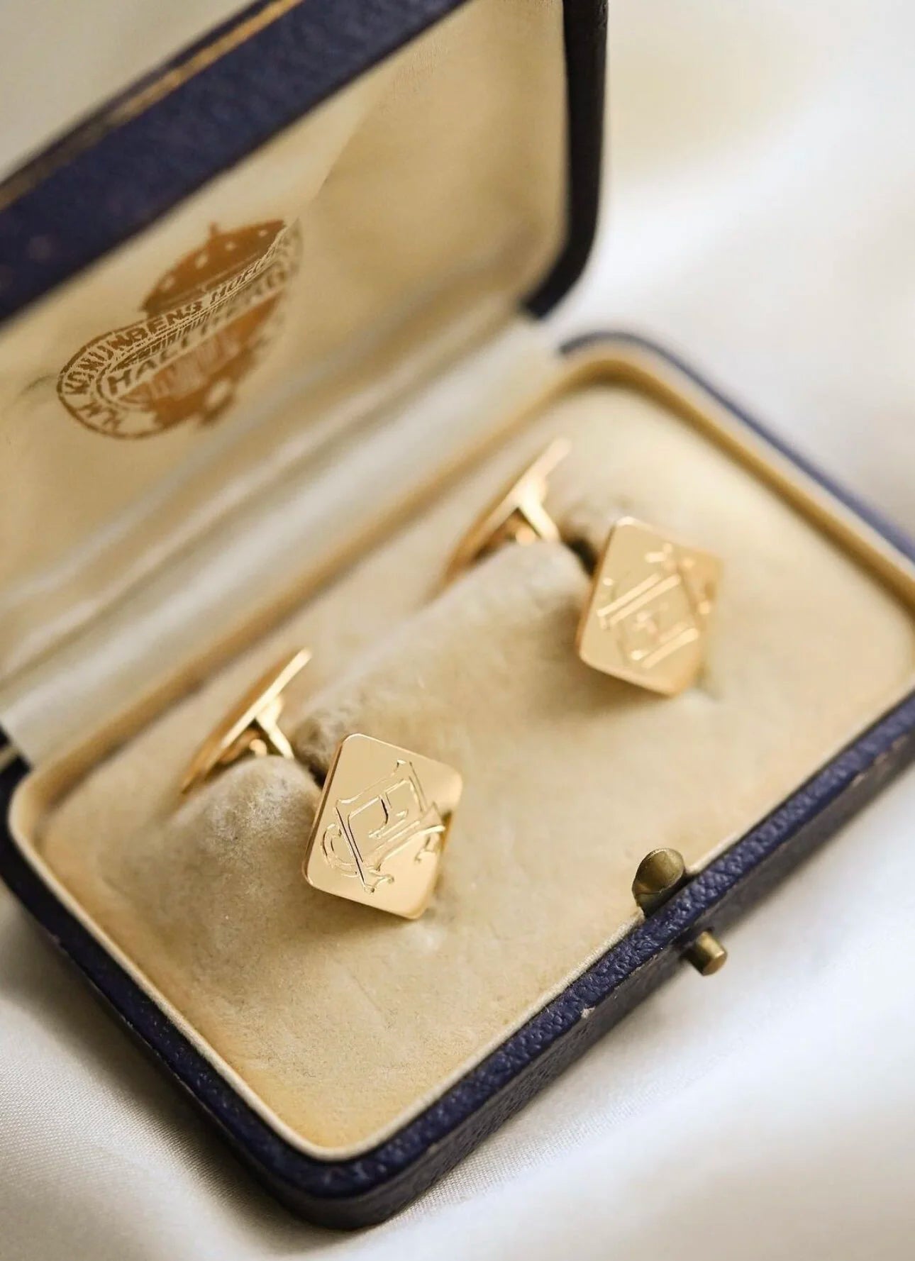 Irresistible 104-Year-Old Antique Cuff Links from 1919 18K Gold