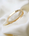 Beautiful Elegant Heavy 32 Grams Bangle 18K Gold