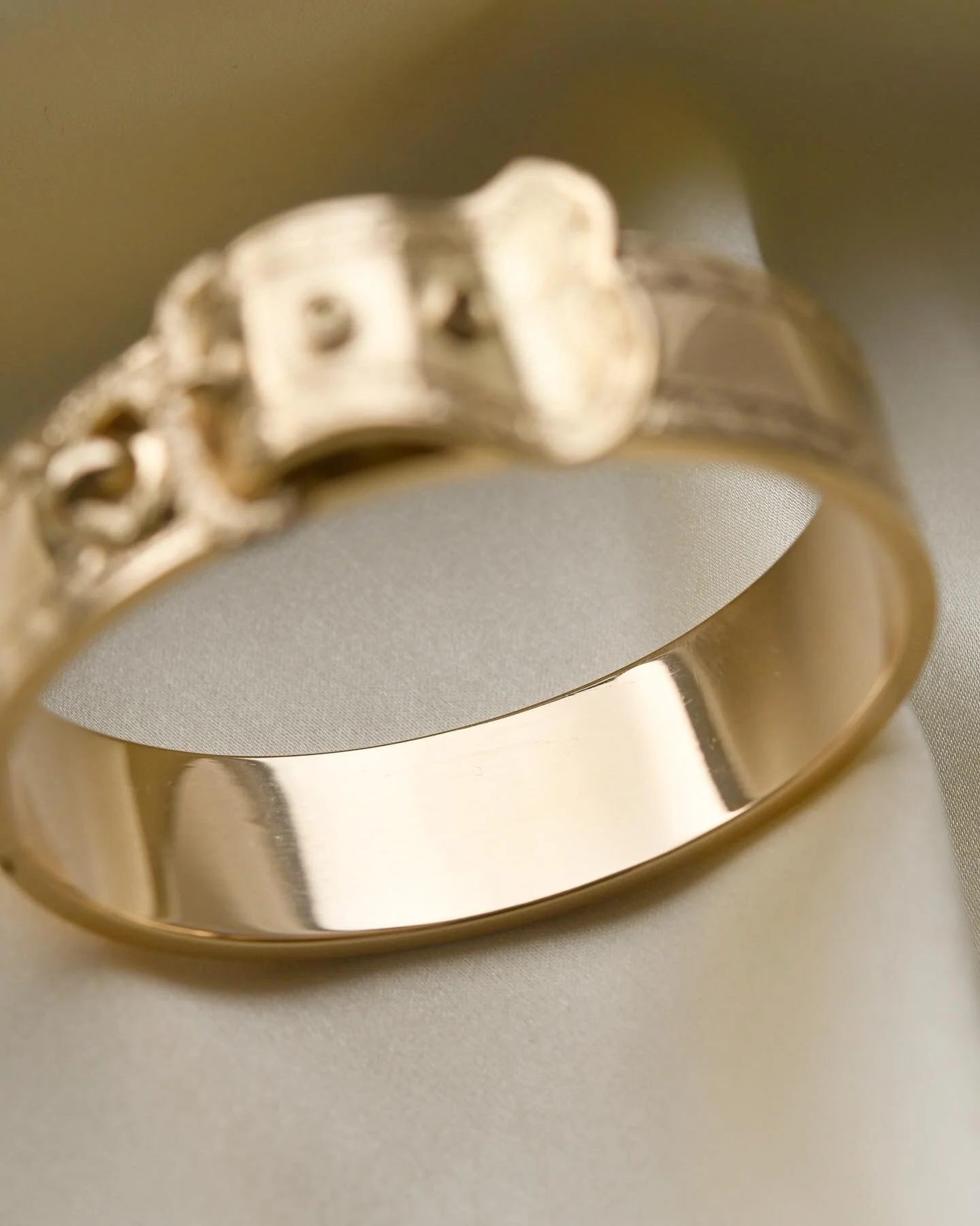 Sublime Engraved Buckle Bangle 14K First Half 1900s