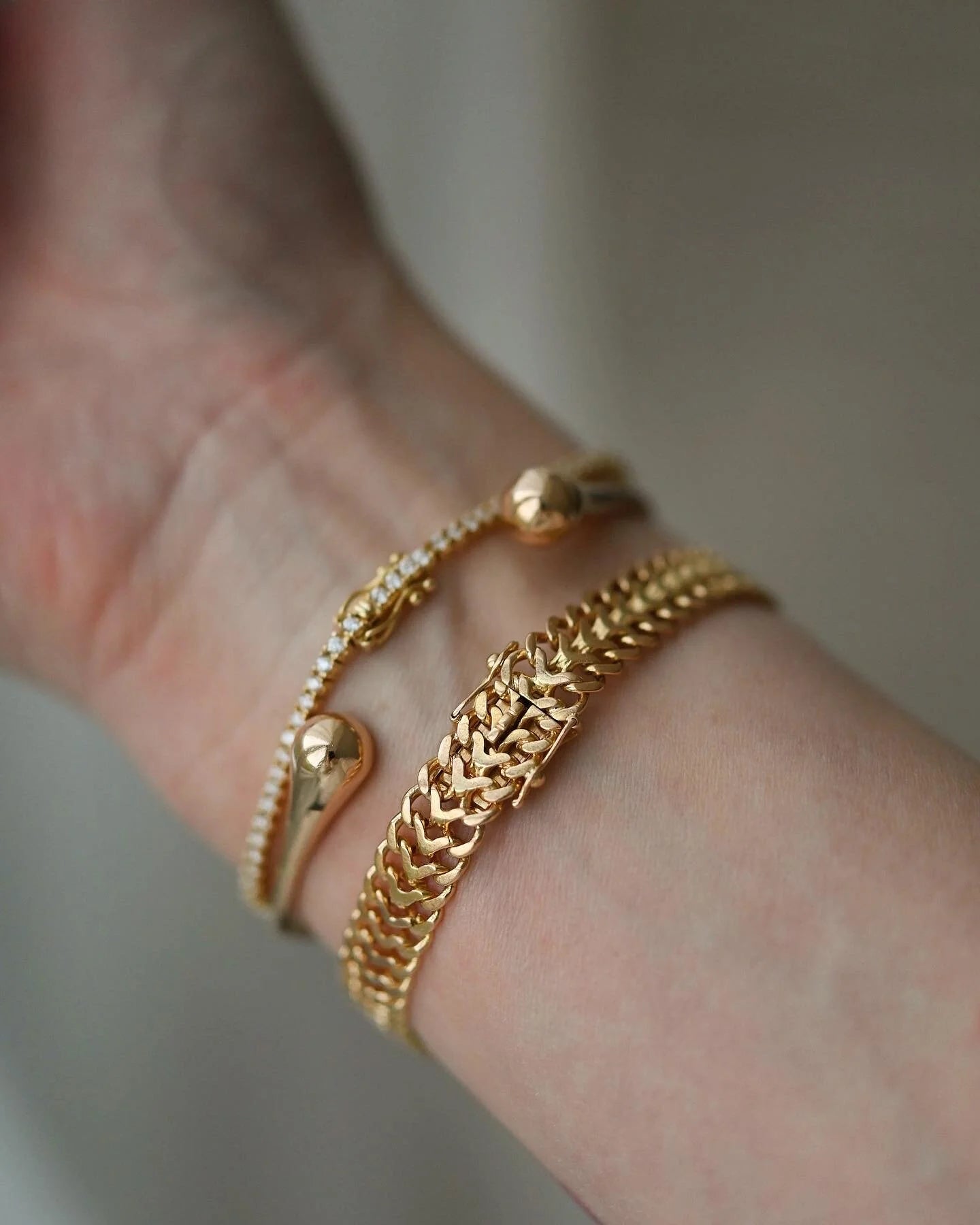 The Most Elegant Bangle 18K Gold 1990