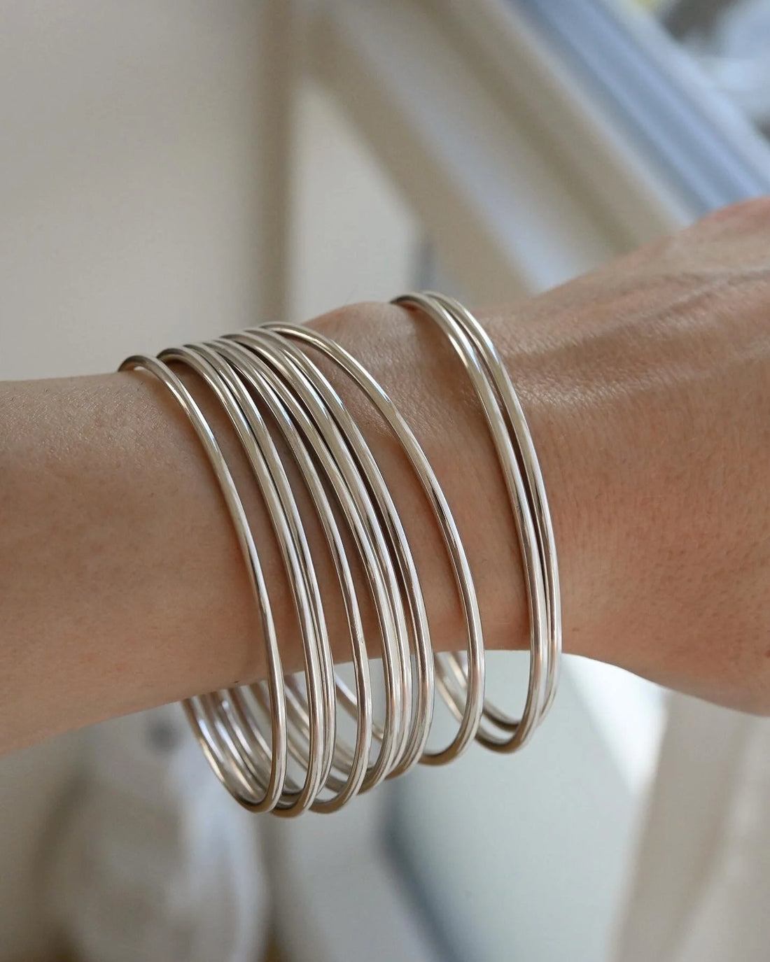 Sexy Sleek Vintage Silver Bangles