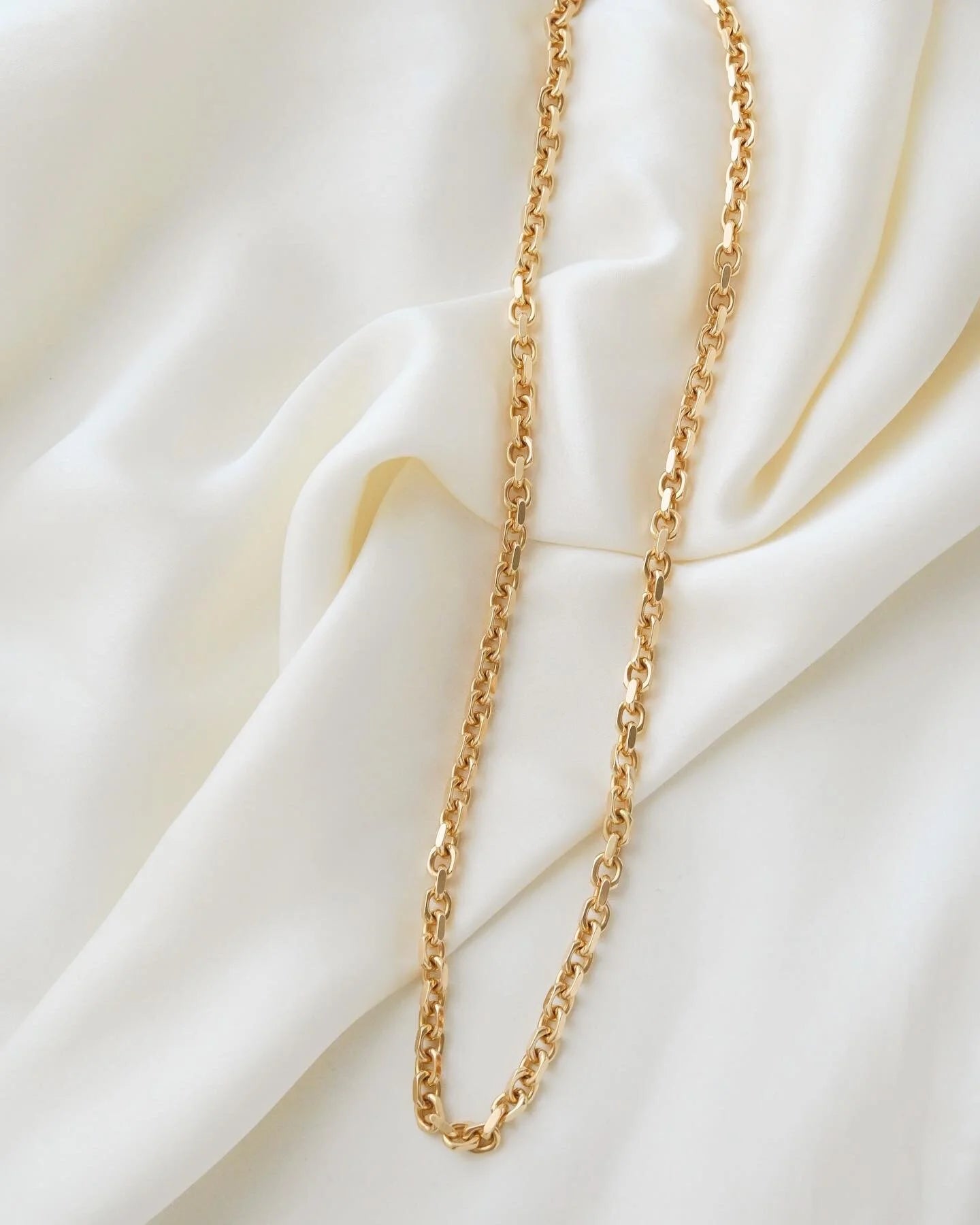 Rare Italian 57 Grams Anchor Link Necklace 20.25 Inches 18K Gold
