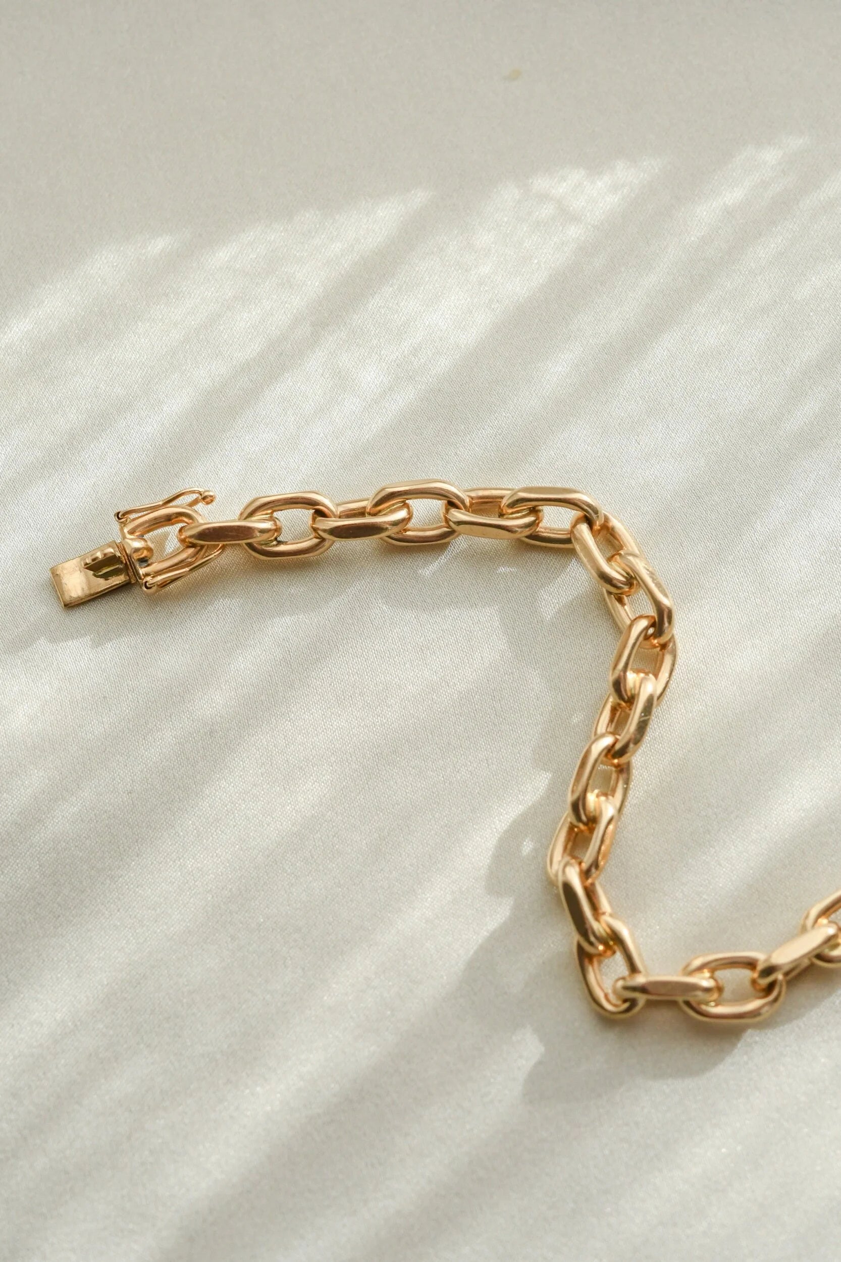 Sublime Heavy Sizeable Danish Anchor Link Bracelet 14K Gold